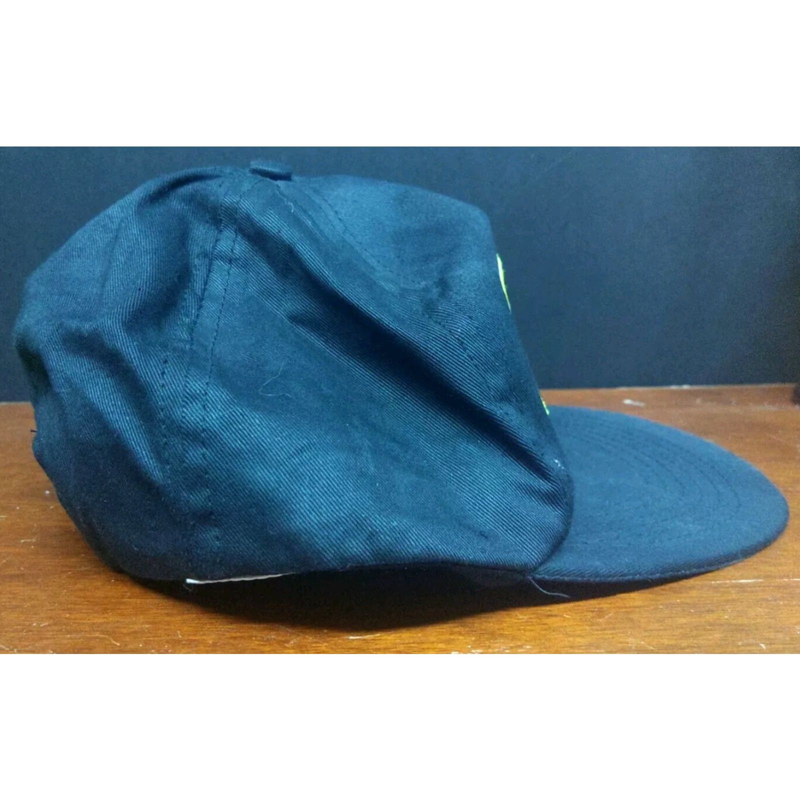 Vintage VINTAGE Universal Hawkeyes Cap Hat Snapback Black Yellow Adjustable Canvas College Men Boys Mens Size ONE SIZE - 7 Thumbnail