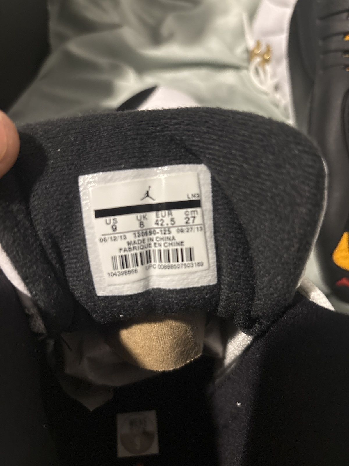 Jordan Brand Jordan retro 12 taxi Size US 9 / EU 42 - 6 Thumbnail