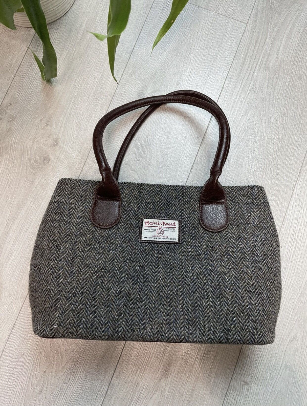 Harris Tweed × Vintage Harris Tweed Wool / Leather Vintage Beautiful bag Size ONE SIZE - 1 Thumbnail