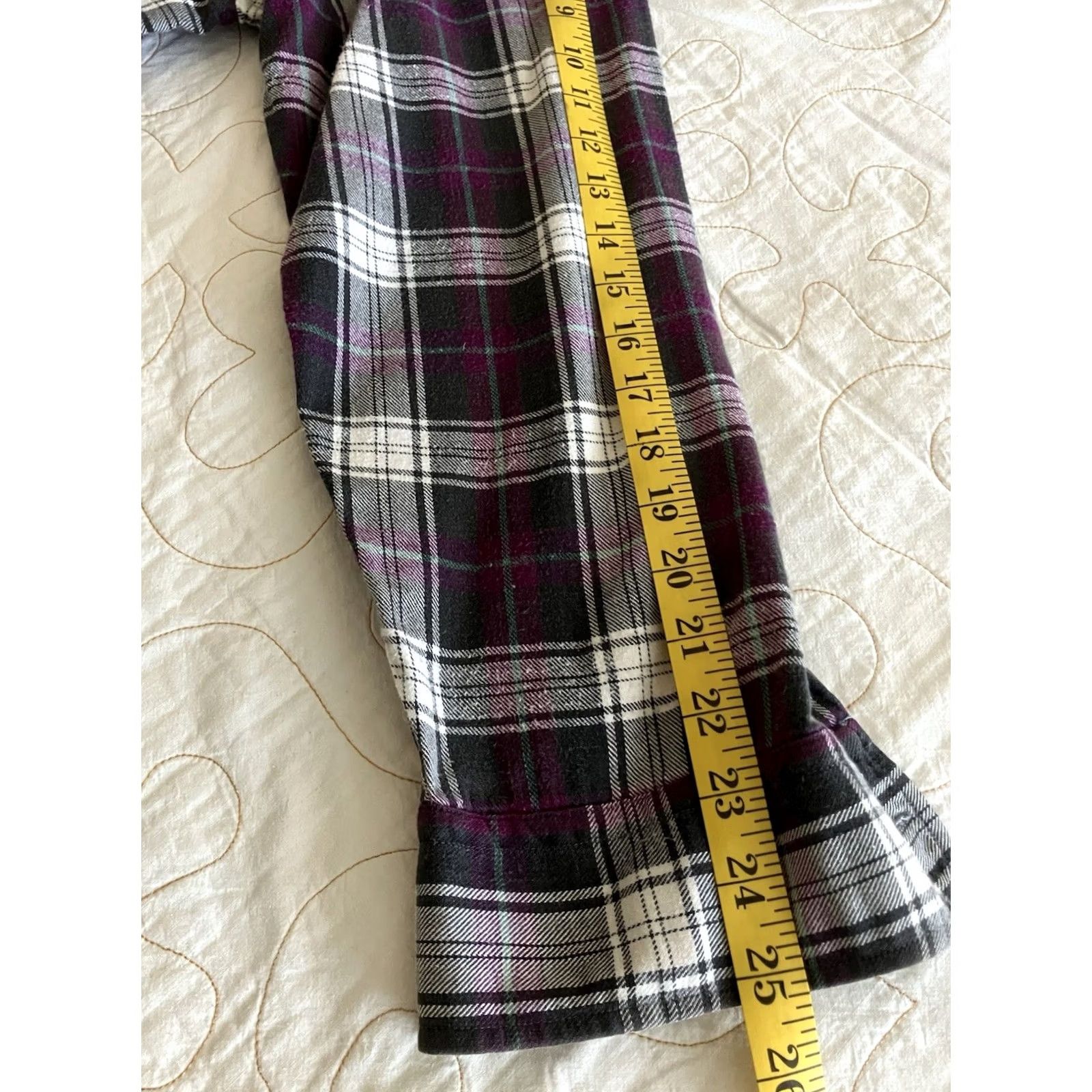 Sears VINTAGE Sears The Mens Store Button Up Shirt XL Green Plaid Long Sleeve 90s Mens Casual Cotton Flannel Pocket Shirt Boys Womens? Size US XL / EU 56 / 4 - 7 Thumbnail