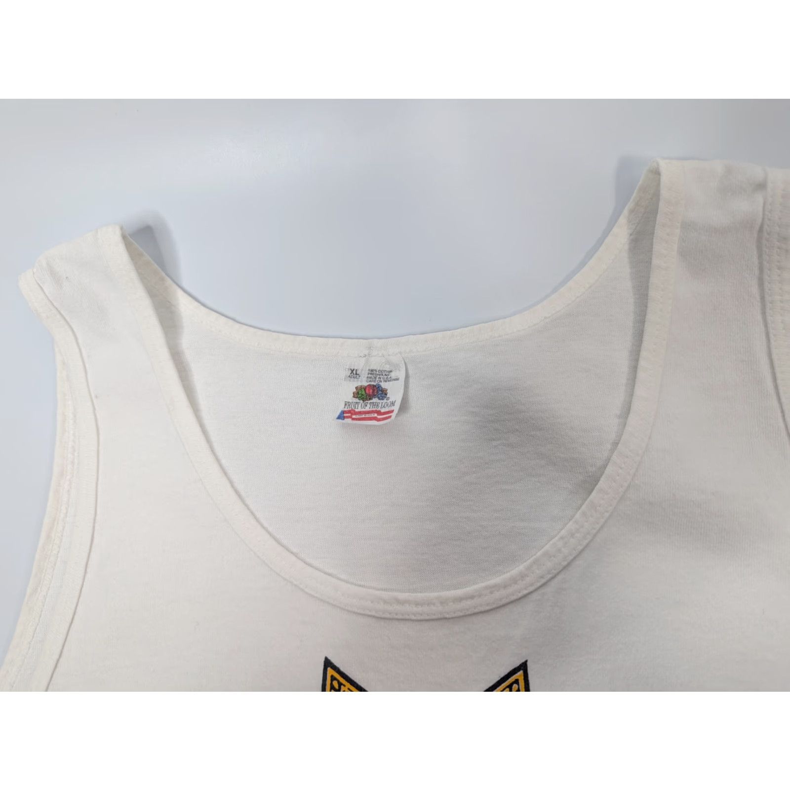 Fruit Of The Loom VINTAGE Fruit Of The Loom Tank Top California Logo White XL Mens Size US XL / EU 56 / 4 - 7 Thumbnail