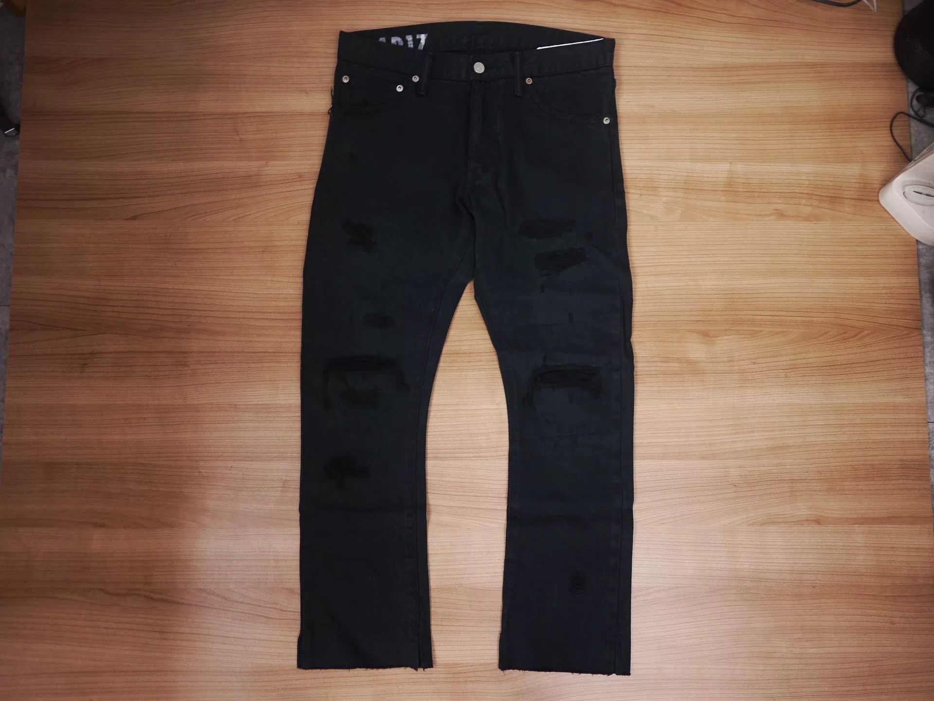 Visvim visvim social sculpture black distressed jeans Size US 32 / EU 48 - 1 Thumbnail