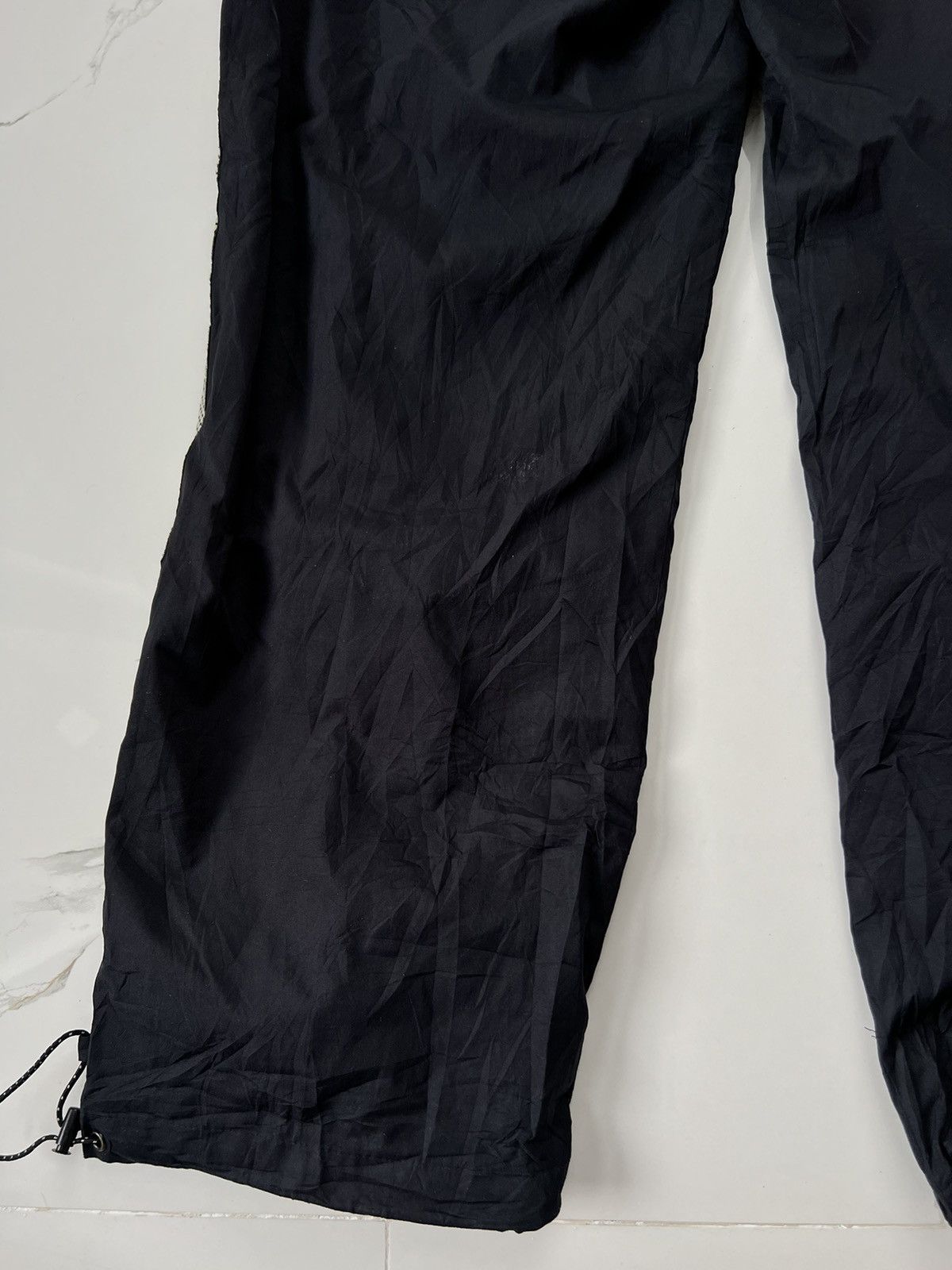 Nike 90's NIKE BAGGY SWOOSH LOGO TRACK PANTS RARE RETRO Y2K Size US 34 / EU 50 - 8 Thumbnail