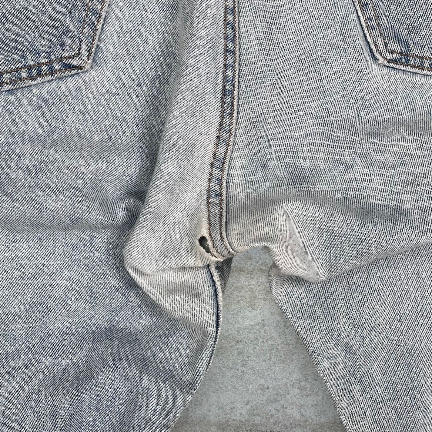 Levi's Vintage 90s Levis Jeans 505 38x32 Straight Fit Light Wash Size US 38 / EU 54 - 6 Thumbnail
