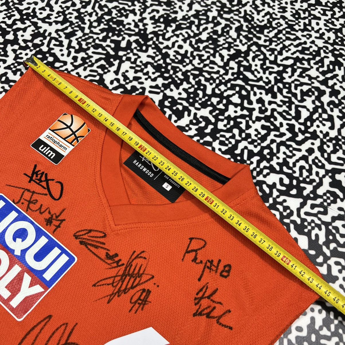 K1X Ratiopharm Ulm Per Gunther Signed Team Basketball Jersey Size US S / EU 44-46 / 1 - 17 Thumbnail