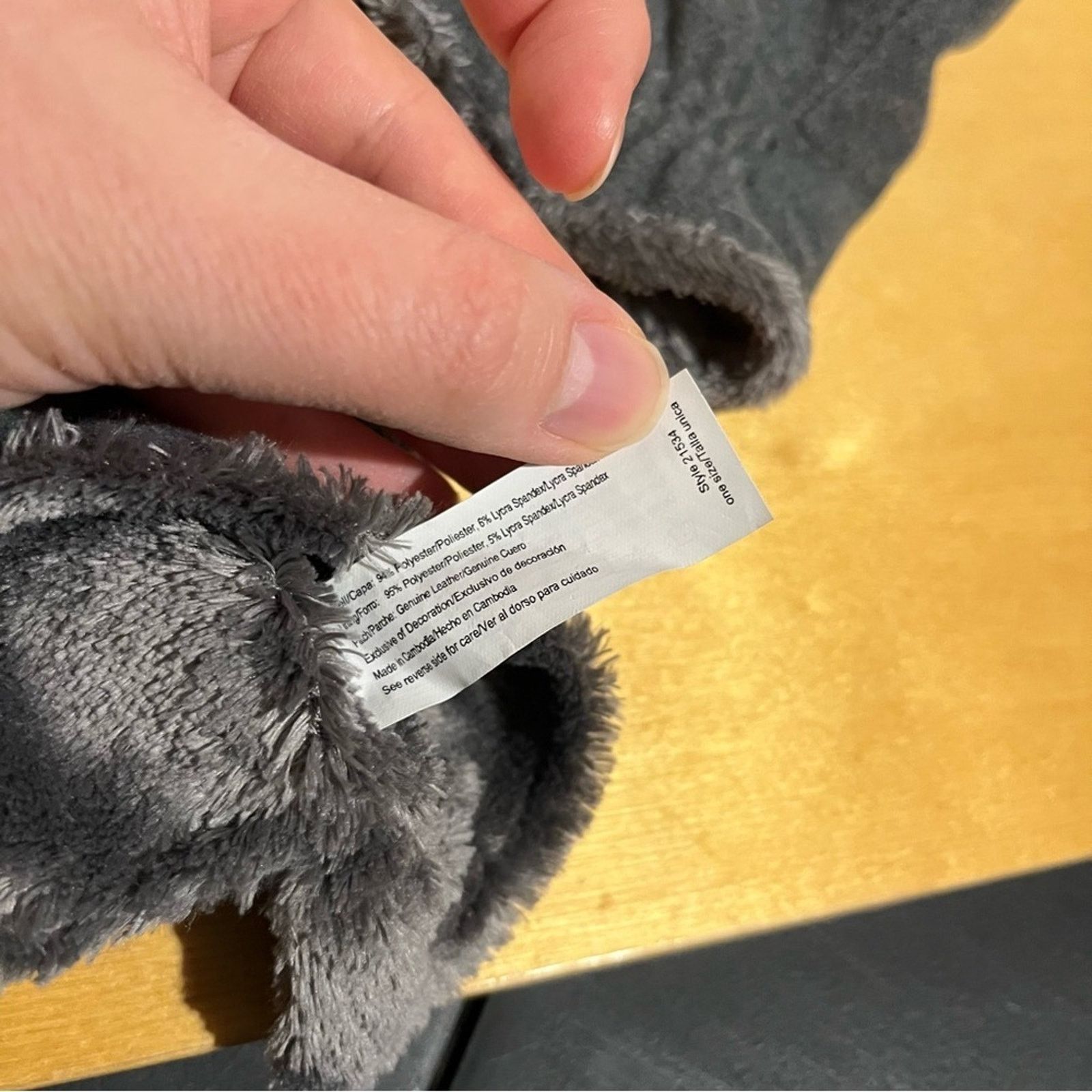 Other Isotoner Gloves Thinsulate Ultra Insulation Fleece Lined Size ONE SIZE - 5 Thumbnail