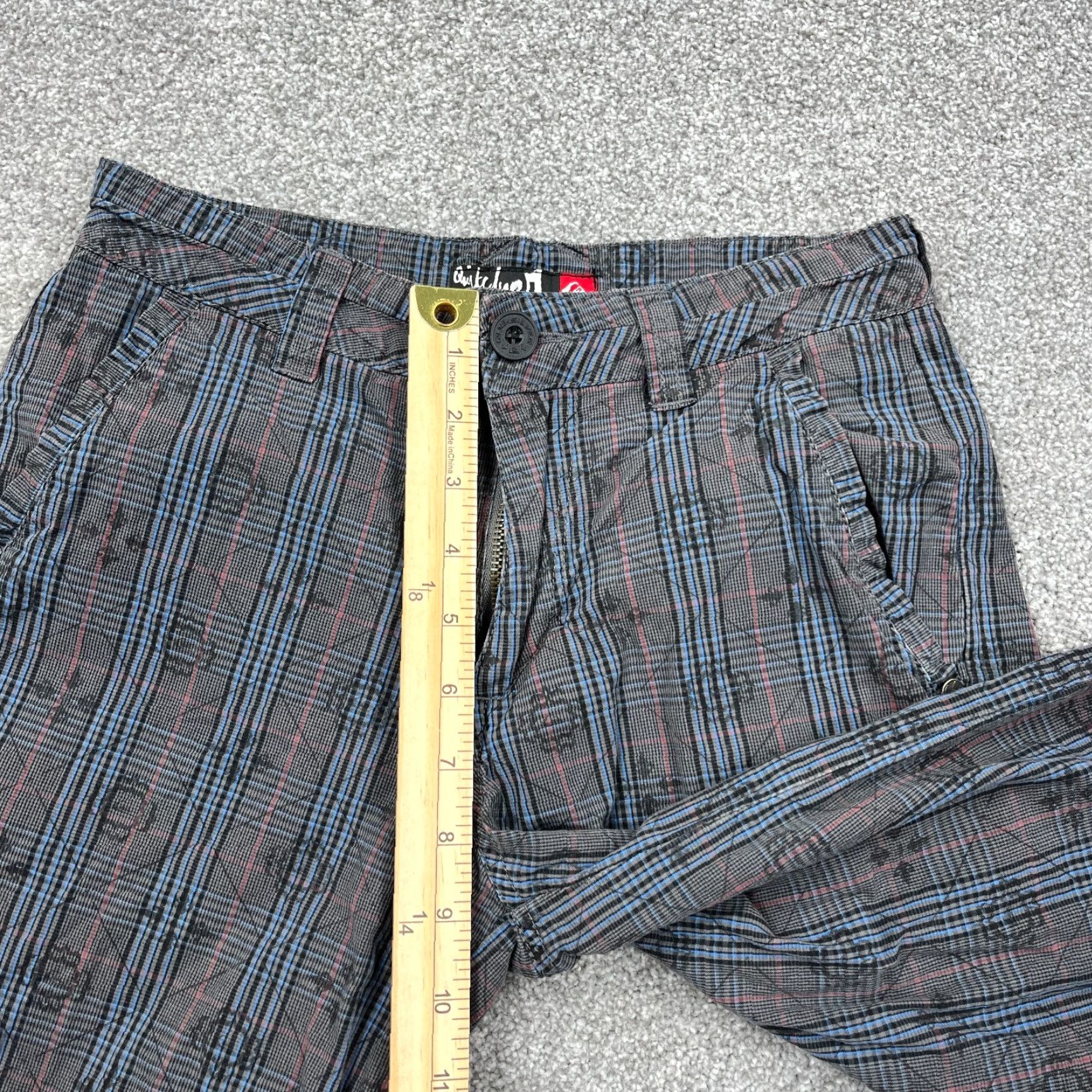 Quiksilver Quiksilver Chino Shorts Men 26 Gray Plaid Flat Front Classic Casual Size US 26 / EU 42 - 6 Thumbnail