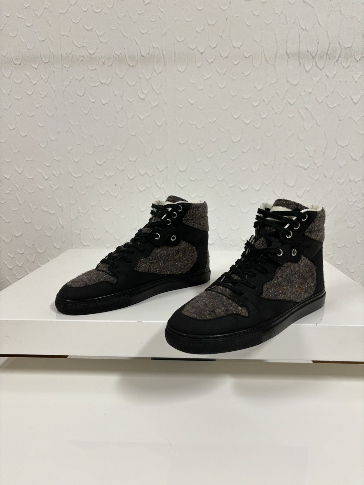 Balenciaga Paris Tweed Mix Fabric Italy Lace-Up Sneakers Trainers Arena Size US 7.5 / EU 40-41 - 2 Thumbnail