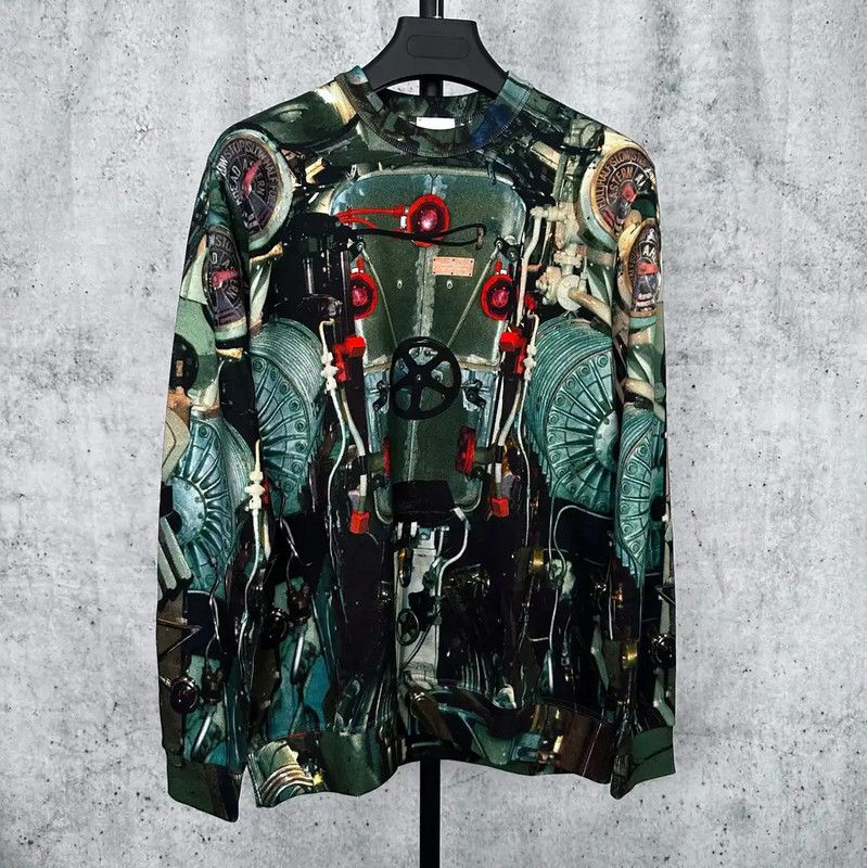 Burberry Men's Long Sleeve Green Sweatshirt