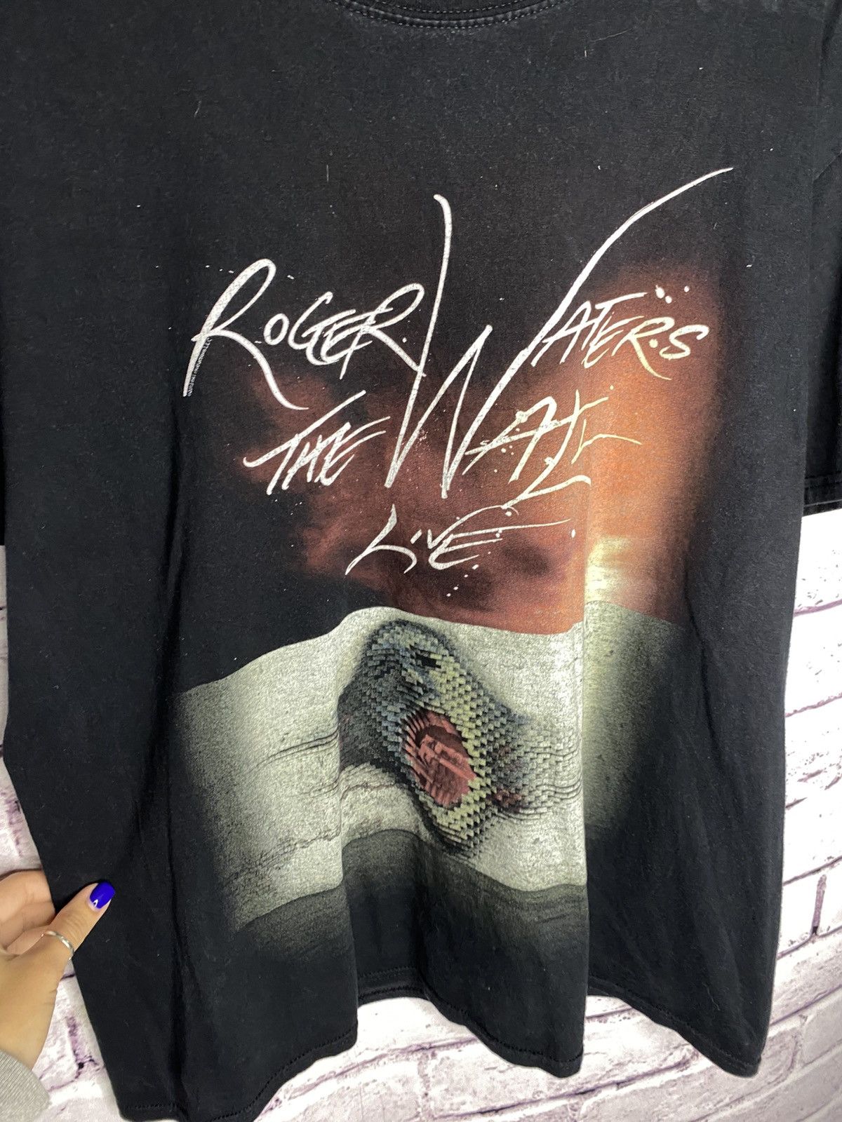 Band Tees Men's Vintage 2013 Opium Roger Waters The Wall Live Tee & Size US L / EU 52-54 / 3 - 7 Thumbnail