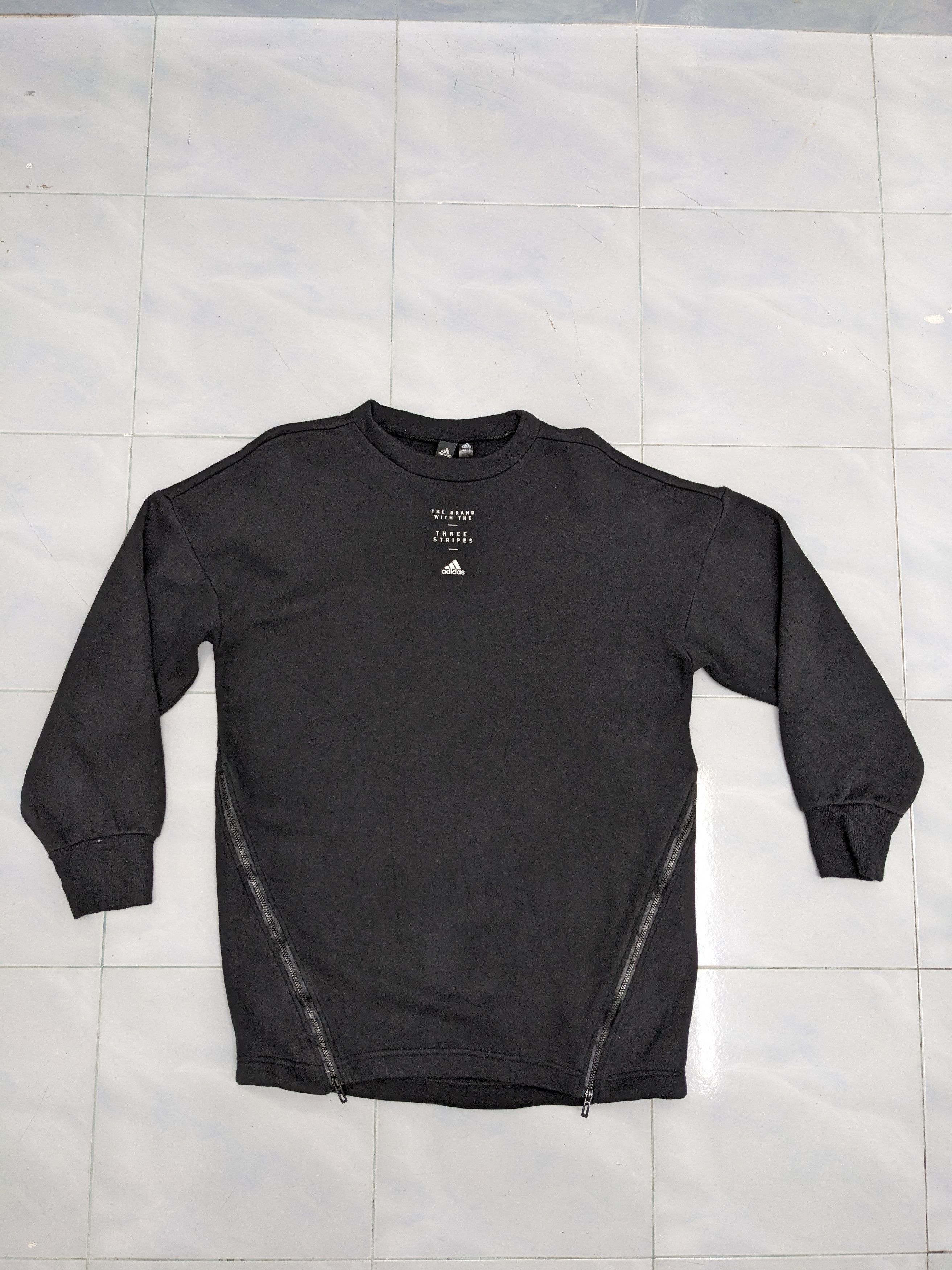 Adidas ADIDAS THREE STRIPES STREETWEAR SWEATSHIRT Size US L / EU 52-54 / 3 - 7 Thumbnail