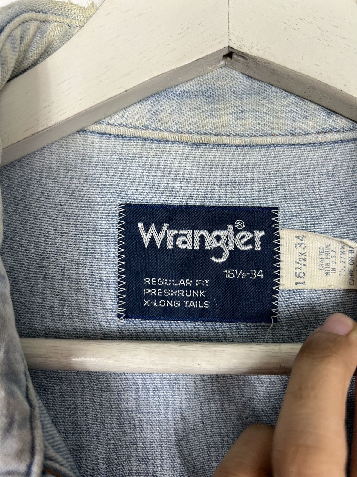 Vintage × Wrangler 🔥 VINTAGE WRANGLER CAMBREY SNAP BUTTON SHIRT MADE IN USA Size US L / EU 52-54 / 3 - 15 Thumbnail