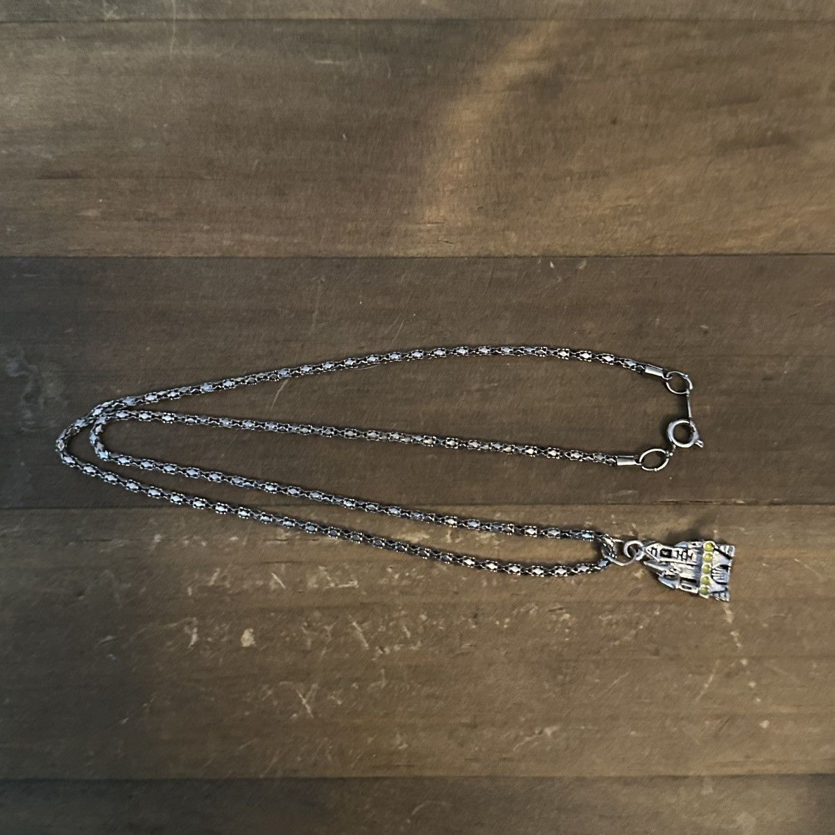 Vintage Vintage silver tone castle pendant necklace Size ONE SIZE - 3 Thumbnail