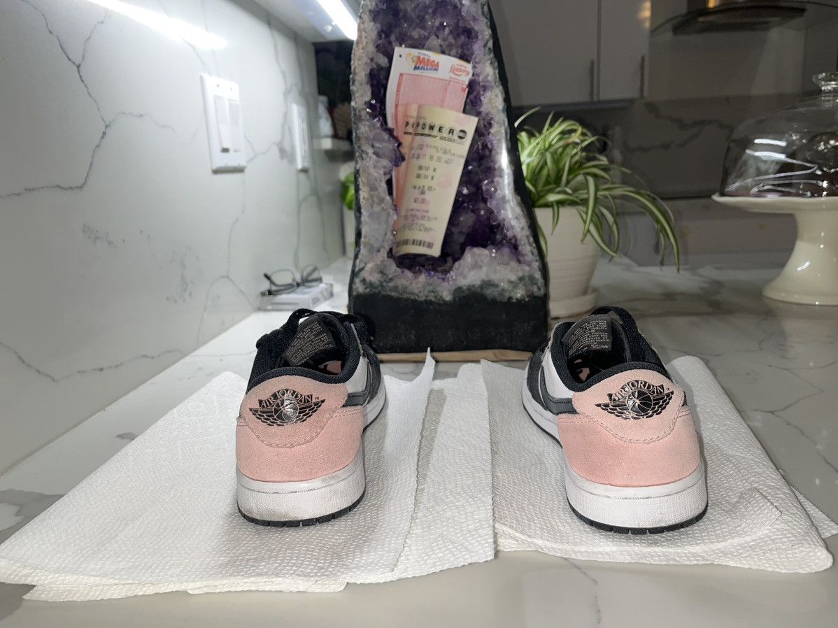 Jordan Brand × Nike 2022 Air Jordan 1 Retro Low OG 'Bleached Coral' Size US 5 / EU 37 - 5 Thumbnail