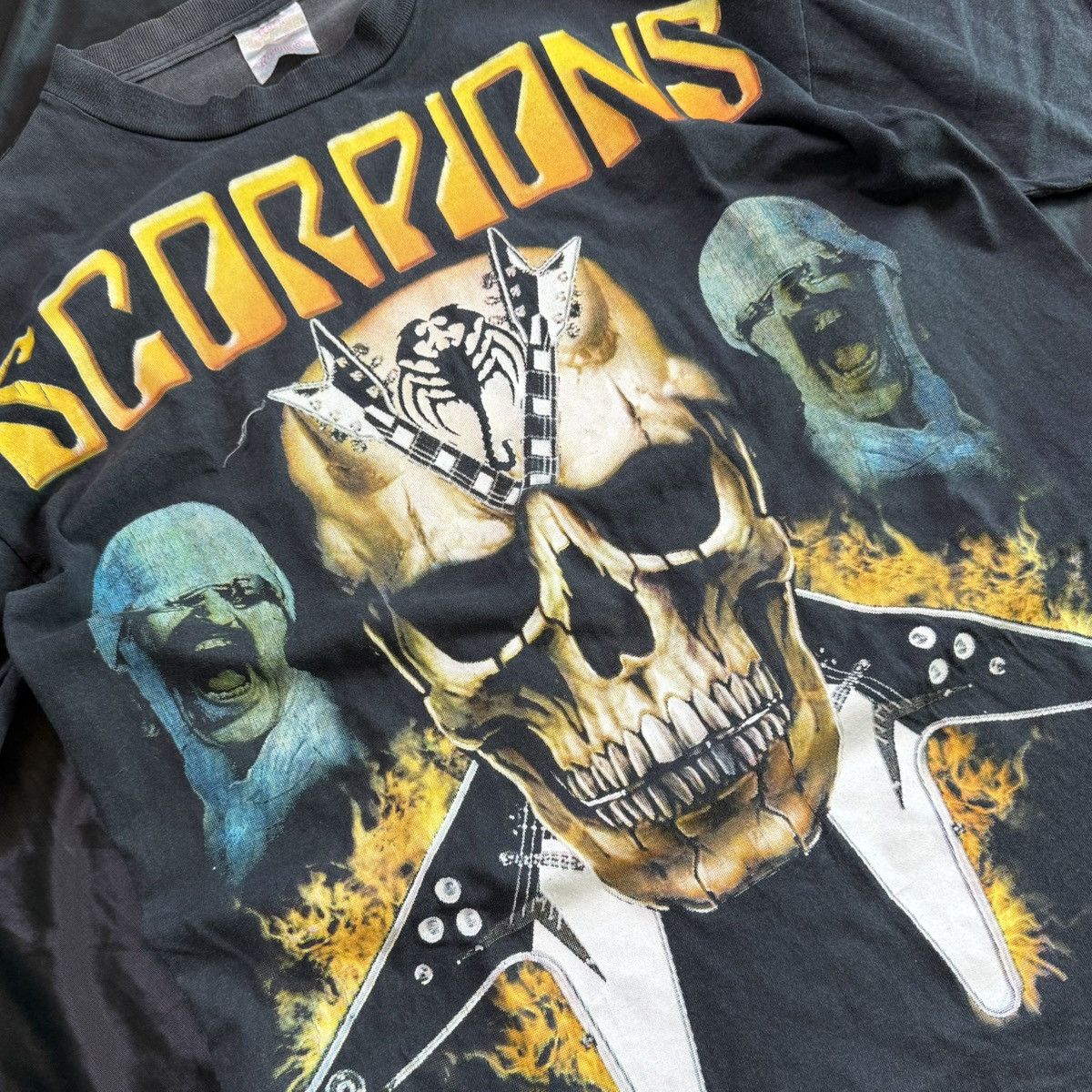 Vintage Scorpions vintage tee Size US L / EU 52-54 / 3 - 2 Thumbnail