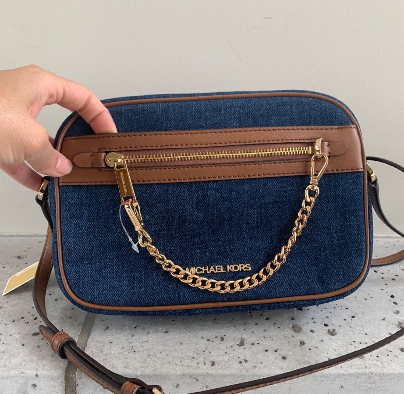 Michael Kors NWT Michael Kors Large East West Zip Chain Crossbody Bag Size ONE SIZE - 6 Thumbnail
