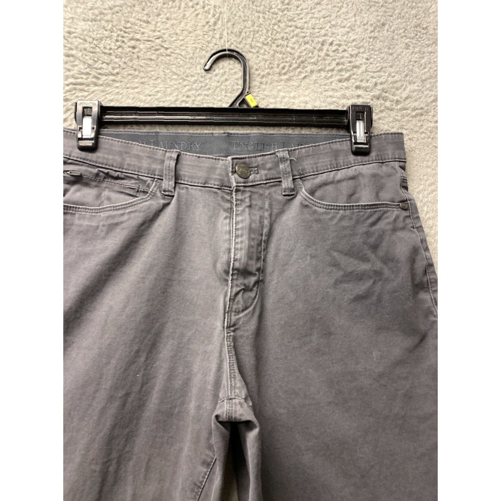 English Laundry **English Laundry Men's Gray Straight Leg Jeans 33x32** User: English Laundry Men's Gray Straight Leg Jeans Size 33x32 Size US 33 - 2 Thumbnail