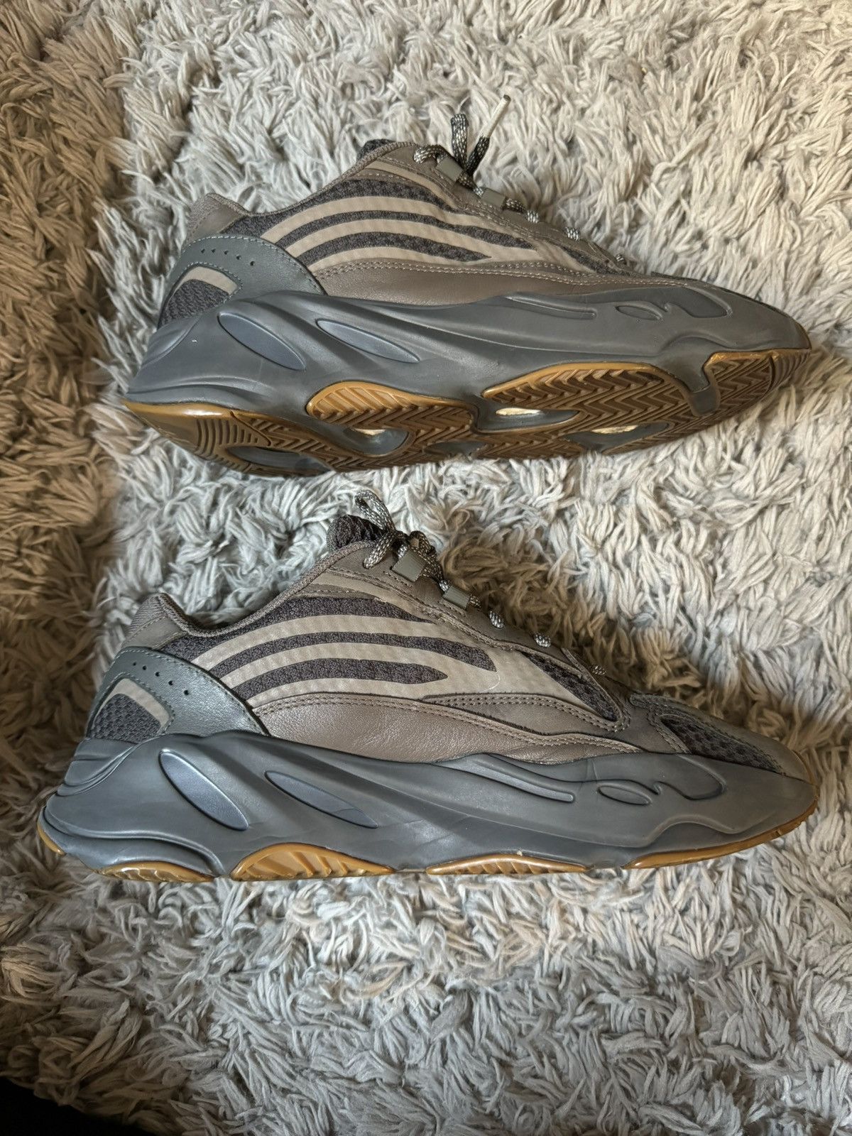 Adidas × Kanye West × Yeezy Adidas Yeezy Boost 700 V2 Geode Size US 9.5 / EU 42-43 - 5 Thumbnail