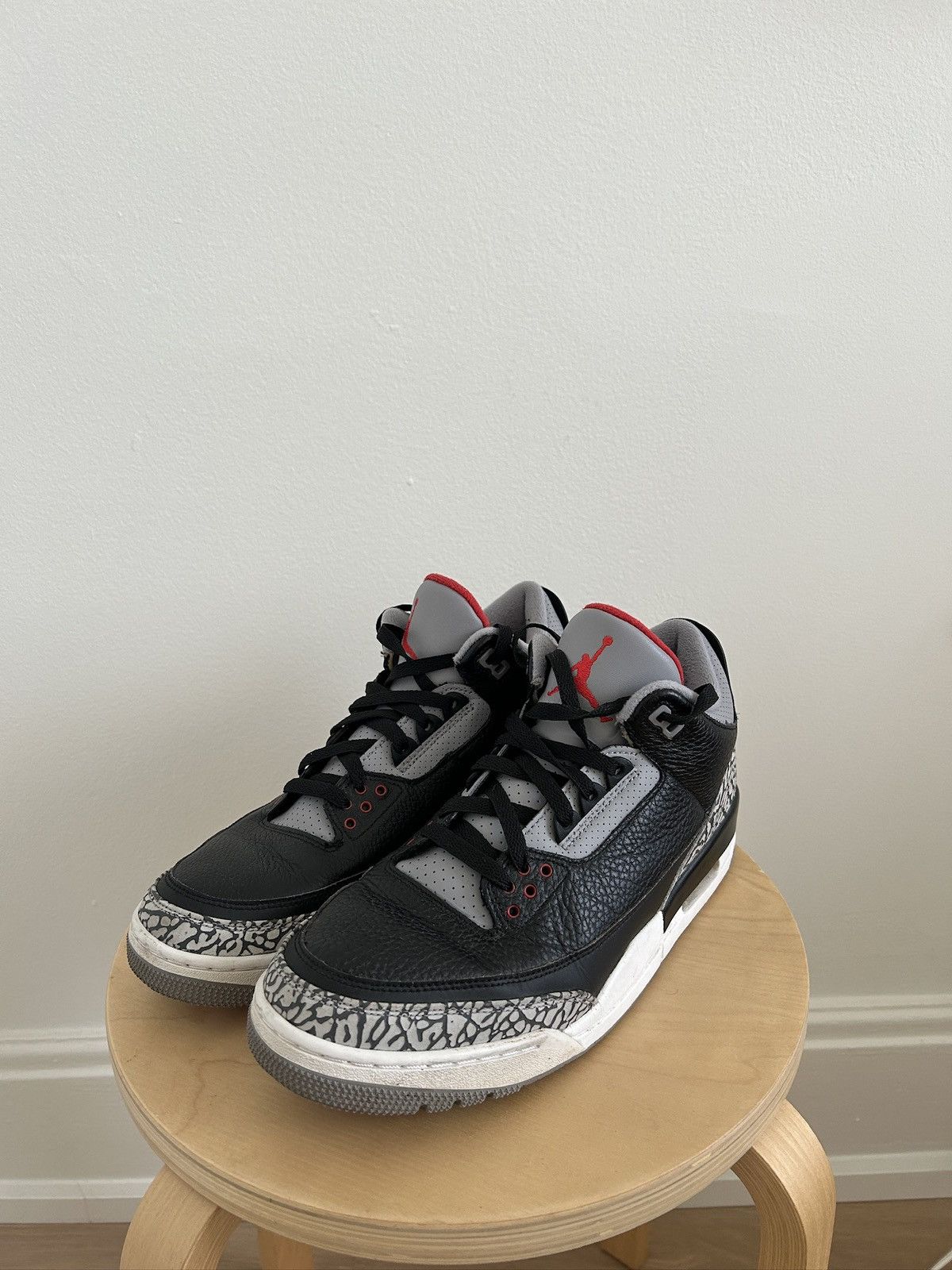 Jordan Brand Air Jordan 3 Black Cement 11.5US Size US 11.5 / EU 44-45 - 1 Thumbnail