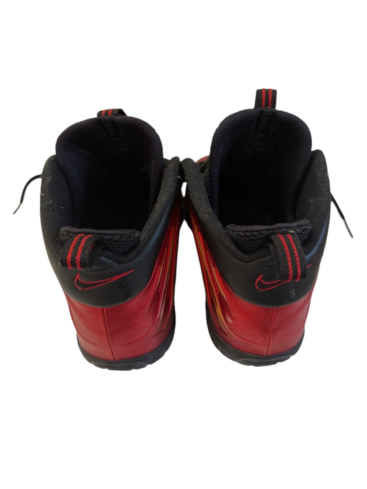 Nike × Vintage Nike Foamposite University Red Size US 7 / EU 40 - 4 Thumbnail