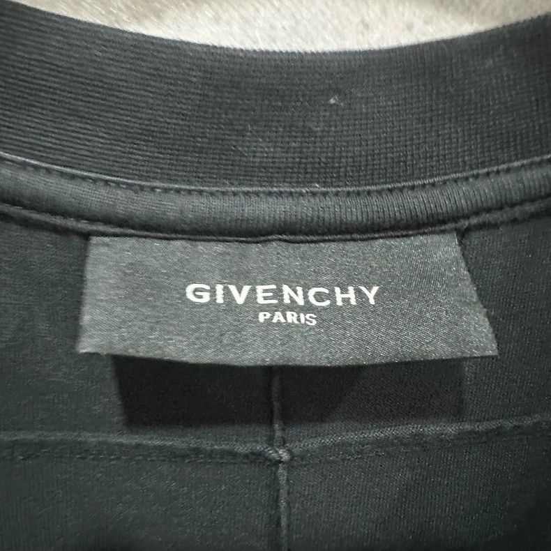 Givenchy Givenchy Printed short-sleeve size XL SL00 Size US XL / EU 56 / 4 - 4 Thumbnail