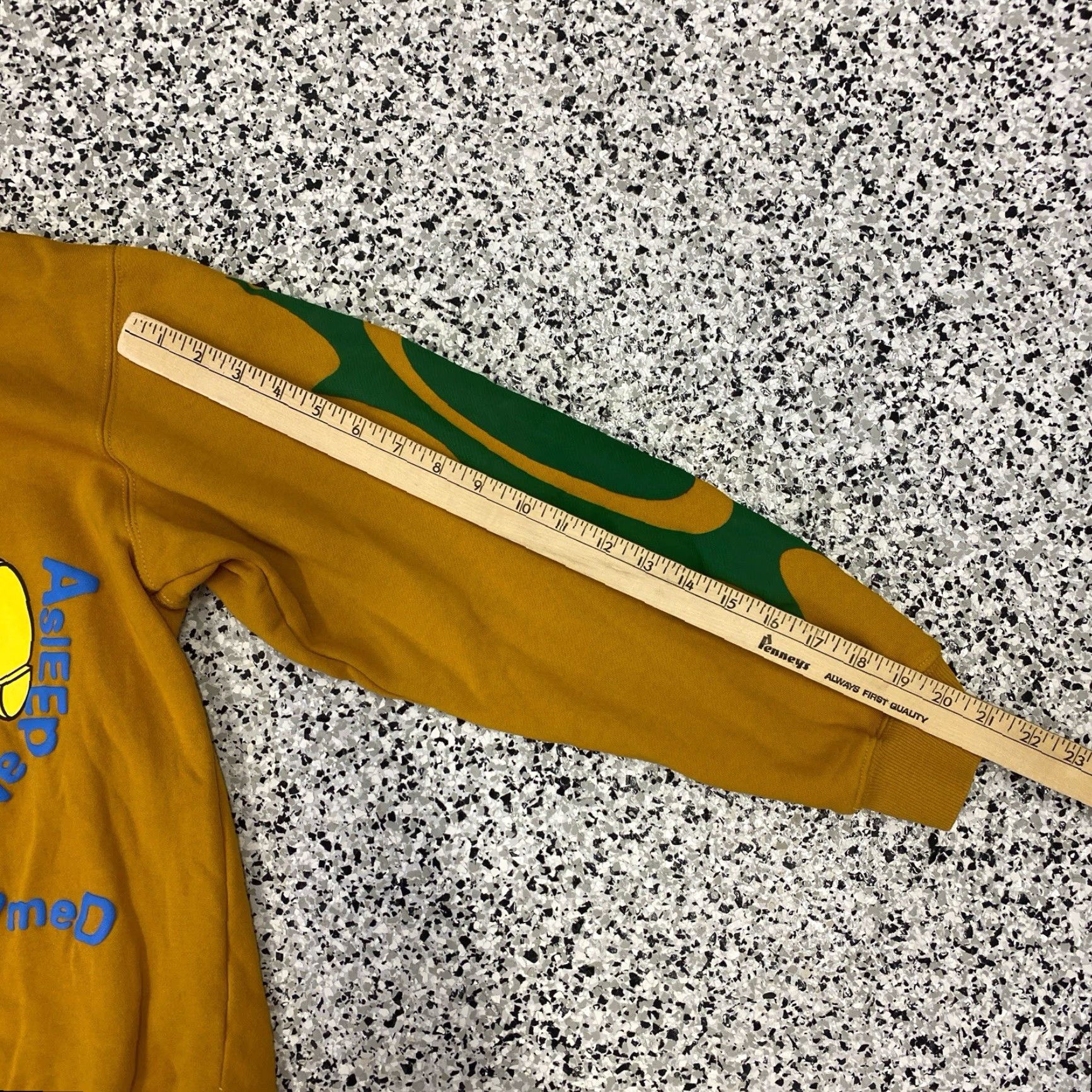 Disney Disney Parks Mickey & Co Sweatshirt Crewneck Asleep Flower & Garden Yellow M Unisex Adults Medium Graphic Print Logo Sweatshirt Crew Neck Disney Brand Size US M / EU 48-50 / 2 - 5 Thumbnail