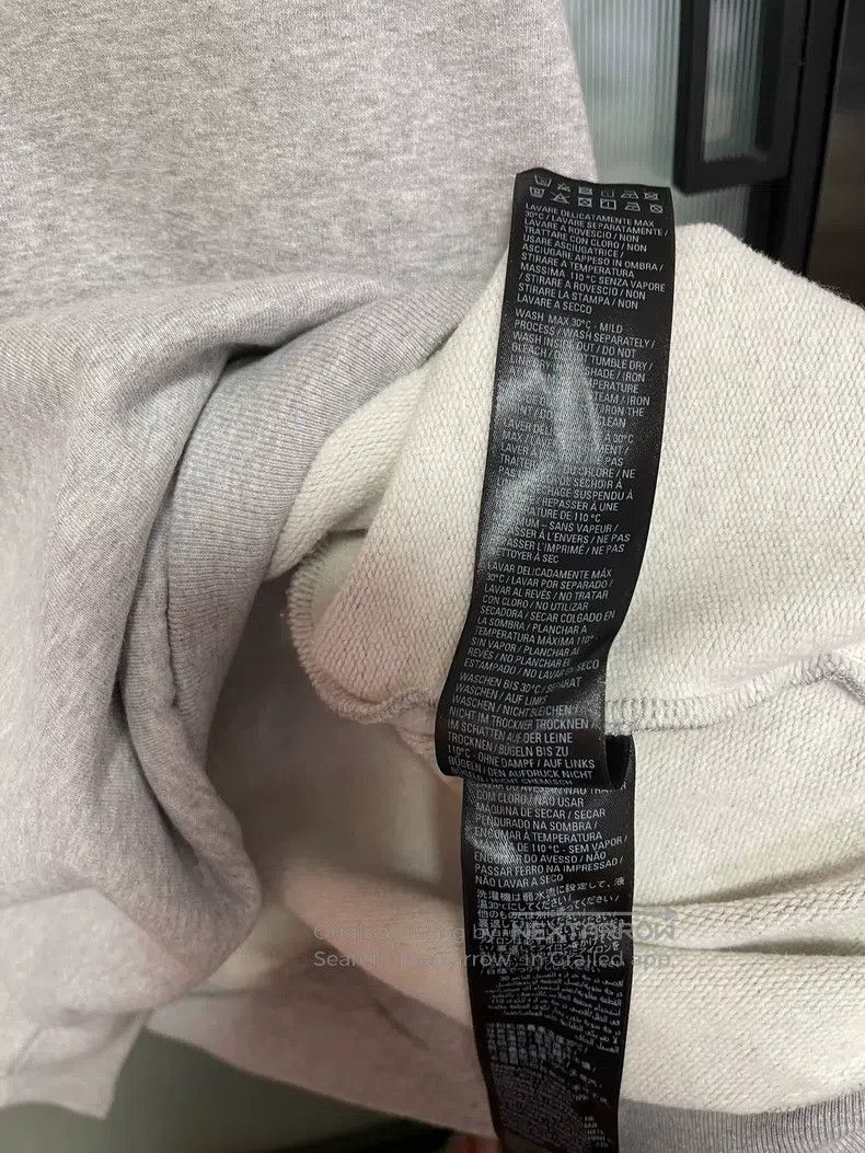 Balenciaga Balenciaga Solid Color Letter Printed Casual Hooded Long S Size US M / EU 48-50 / 2 - 5 Thumbnail