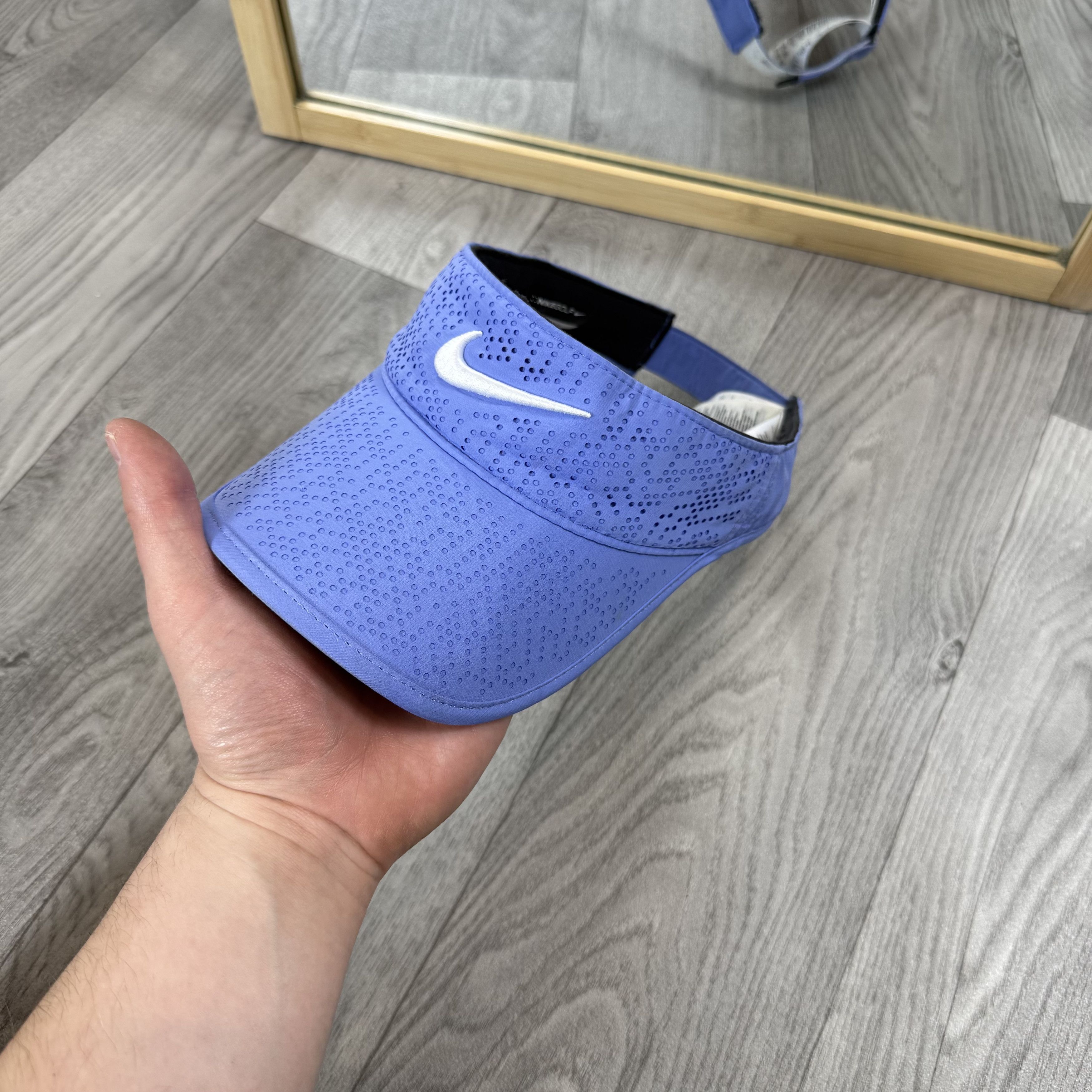 Nike Nike Golf Tennis Visor Blue Swoosh Cap Size ONE SIZE - 1 Thumbnail
