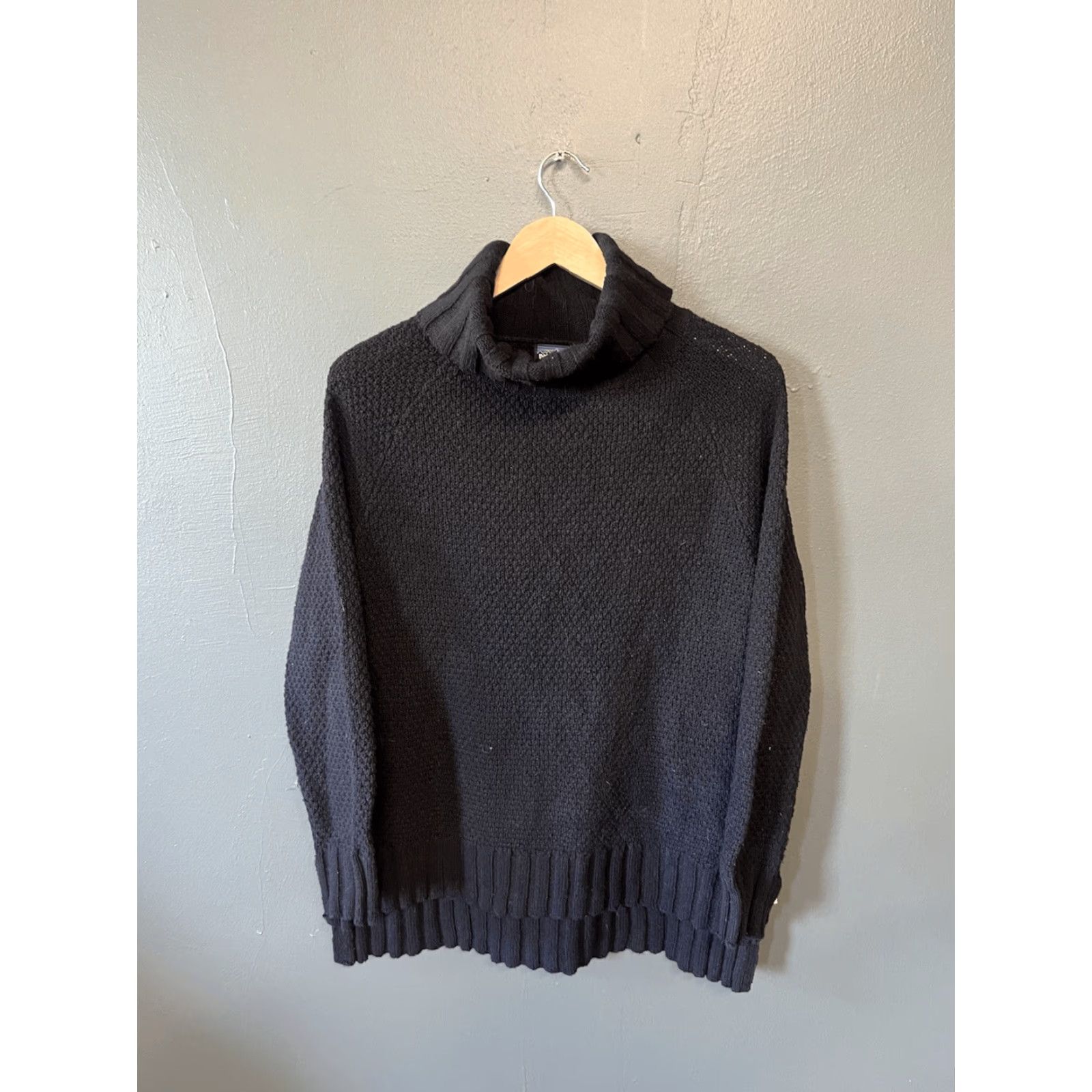 Patagonia Patagonia Sweatshirt Womens Black Knit Oversized Pullover Size S Size S / US 4 / IT 40 - 2 Thumbnail
