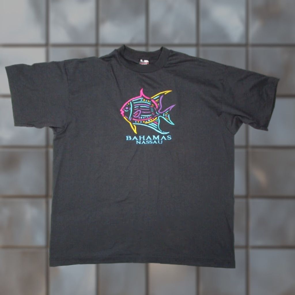 Fruit Of The Loom VINTAGE Bahamas Shirt Mens 2XL Black Fruit of the Loom T-Shirt Short Sleeve Crew Neck Embroidered USA 1990s 80s Fish Beach Nature Sports Classic Size US XXL / EU 58 / 5 - 1 Thumbnail
