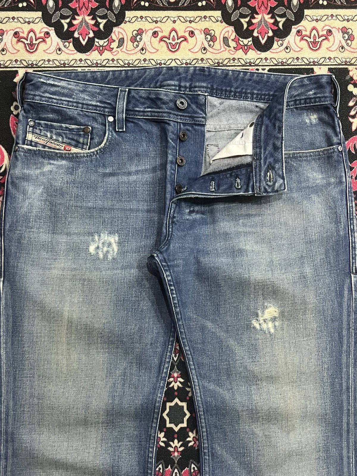 Diesel Vintage Diesel Blue Washed Distressed Buttonfly Flare Jeans Size US 33 - 6 Thumbnail