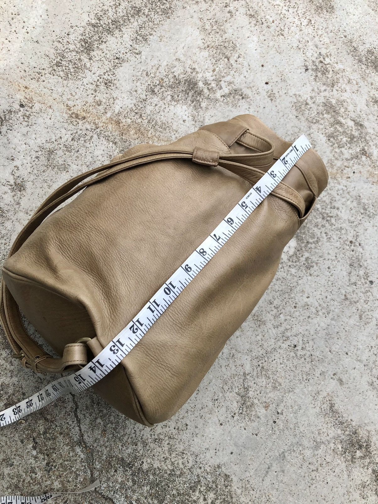 Leather LA CAGE LEATHER DRAWSTRING CROSSBODY BAG Size ONE SIZE - 12 Thumbnail