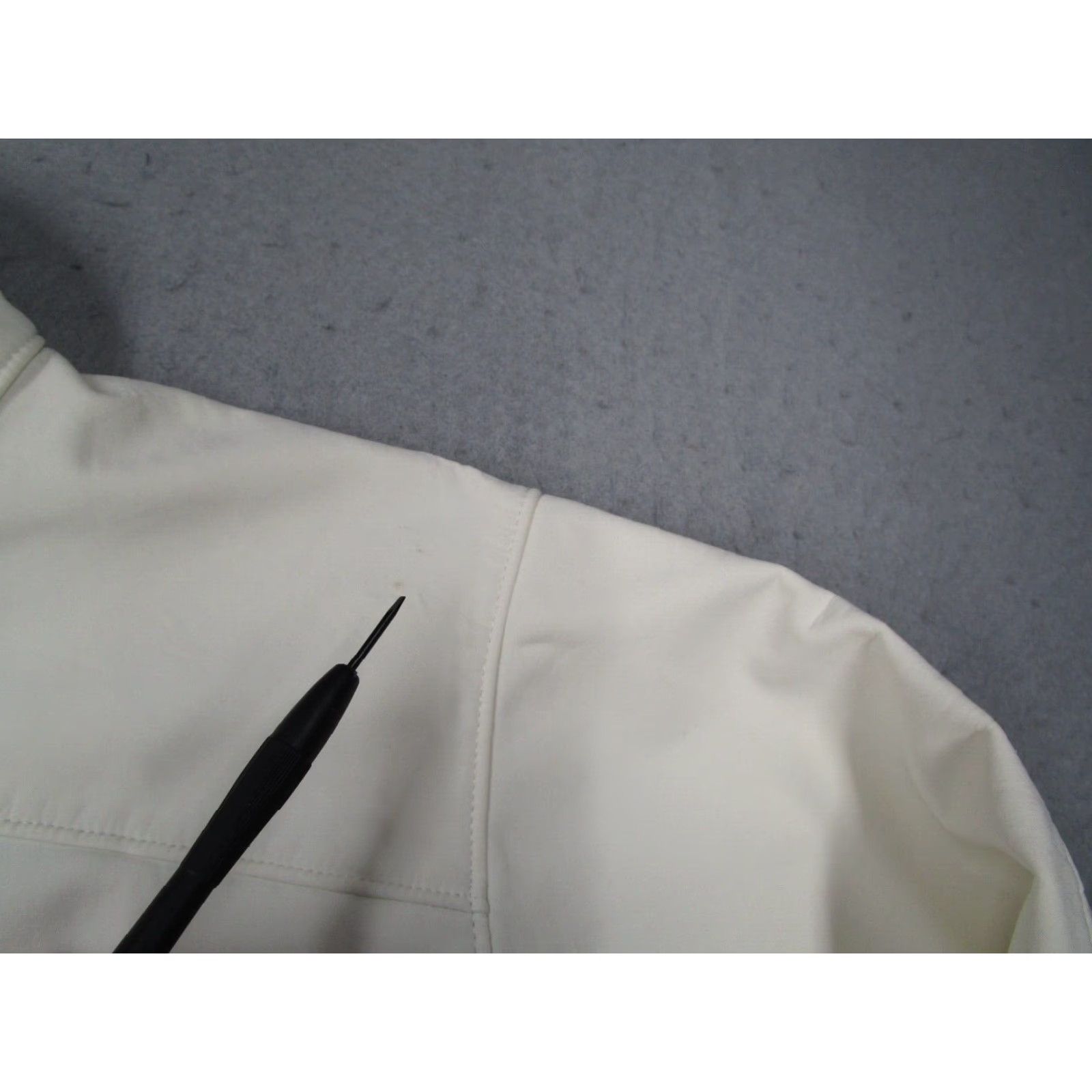 The North Face The North Face Women's white full zip TNF Apex Bionic softshell jacket The North Face Jacket Women Medium White Full Zip TNF Apex Softshell Work Ski ✔ Size M / US 6-8 / IT 42-44 - 7 Thumbnail