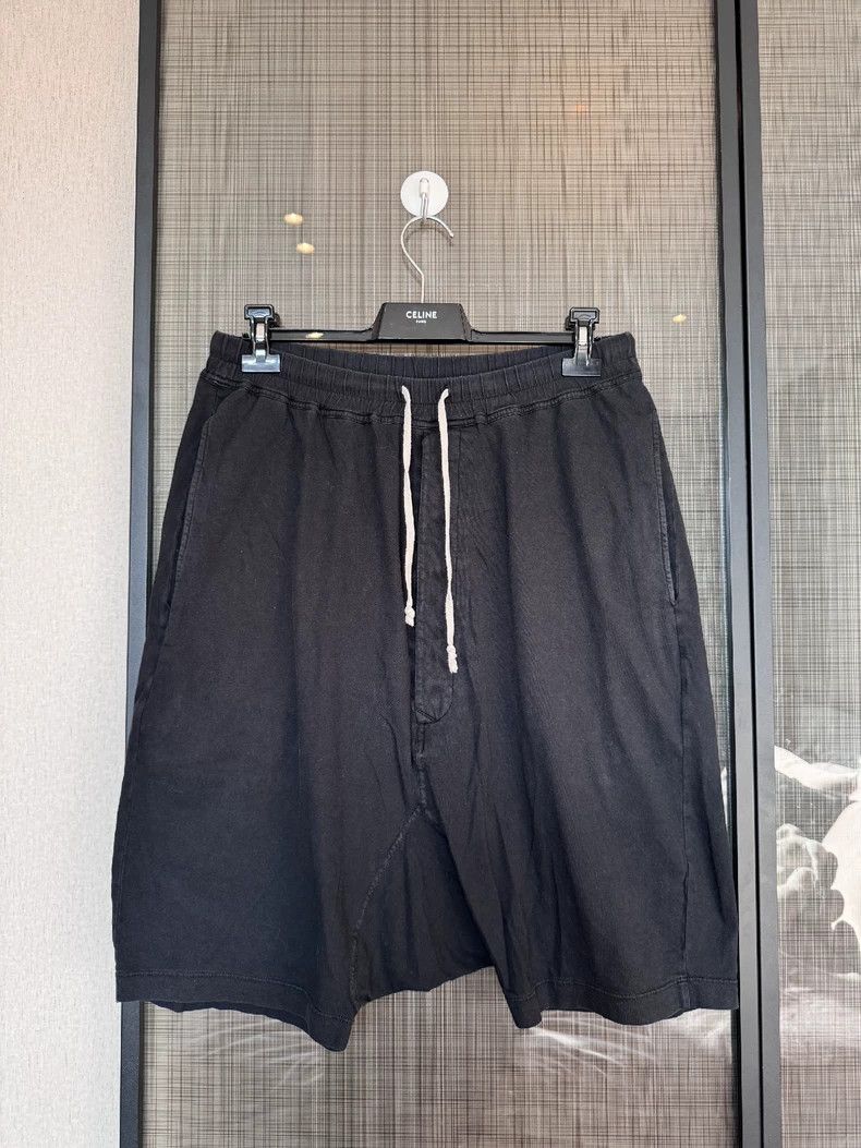 Rick Owens Rick Owens Black Casual Shorts for Men Size US 32 / EU 48 - 1 Thumbnail