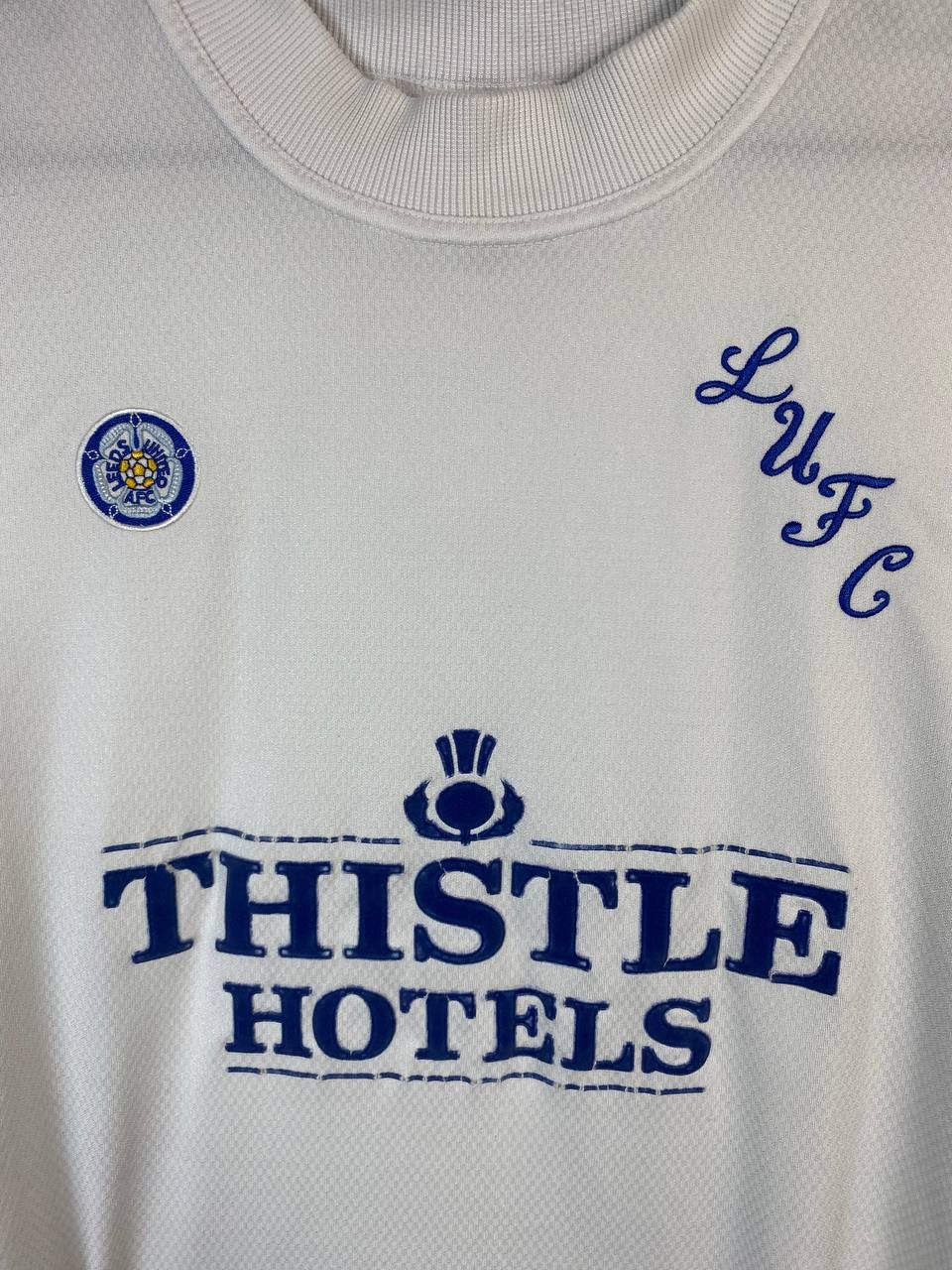 Vintage LEEDS UNITED FOOTBALL SHIRT SOCCER JERSEY Score Draw Size US M / EU 48-50 / 2 - 2 Thumbnail