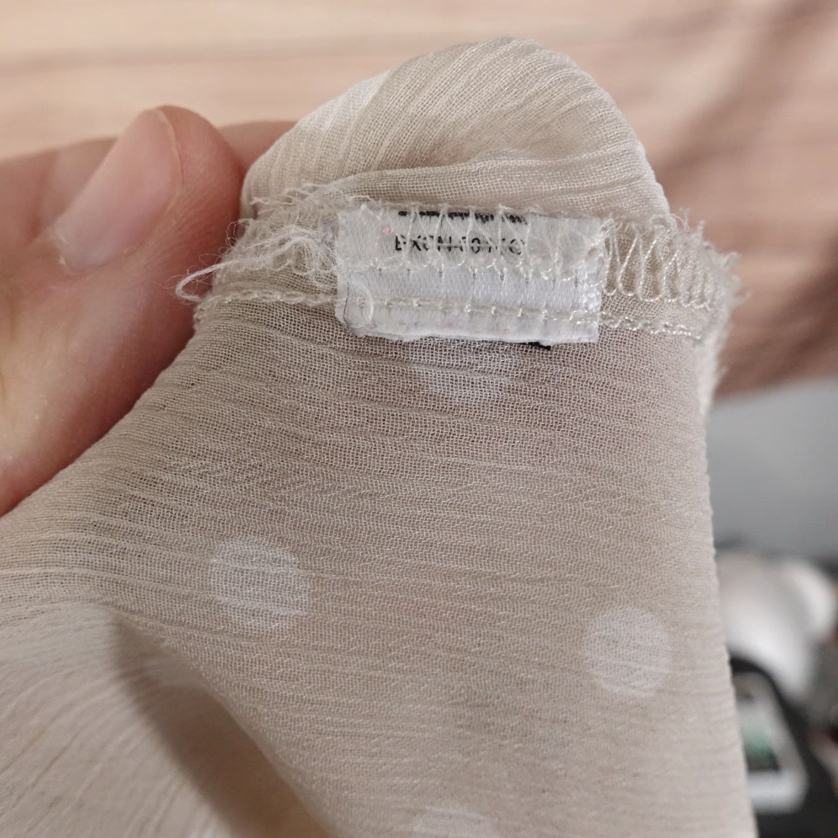 Express EXPRESS SHIRT POLKA DOT SEE-THRU LONG SLEEVE WOMENS SIZE M Beige Blouse Casual 90s? Size M / US 6-8 / IT 42-44 - 8 Thumbnail