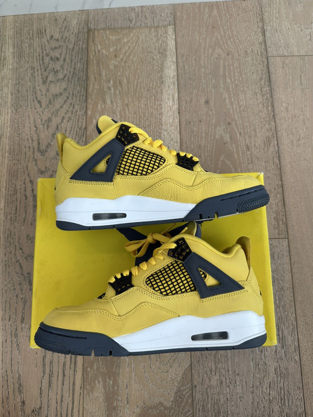 Jordan Brand Jordan 4 Retro Lightning 2021 Size US 7.5 / EU 40-41 - 5 Thumbnail