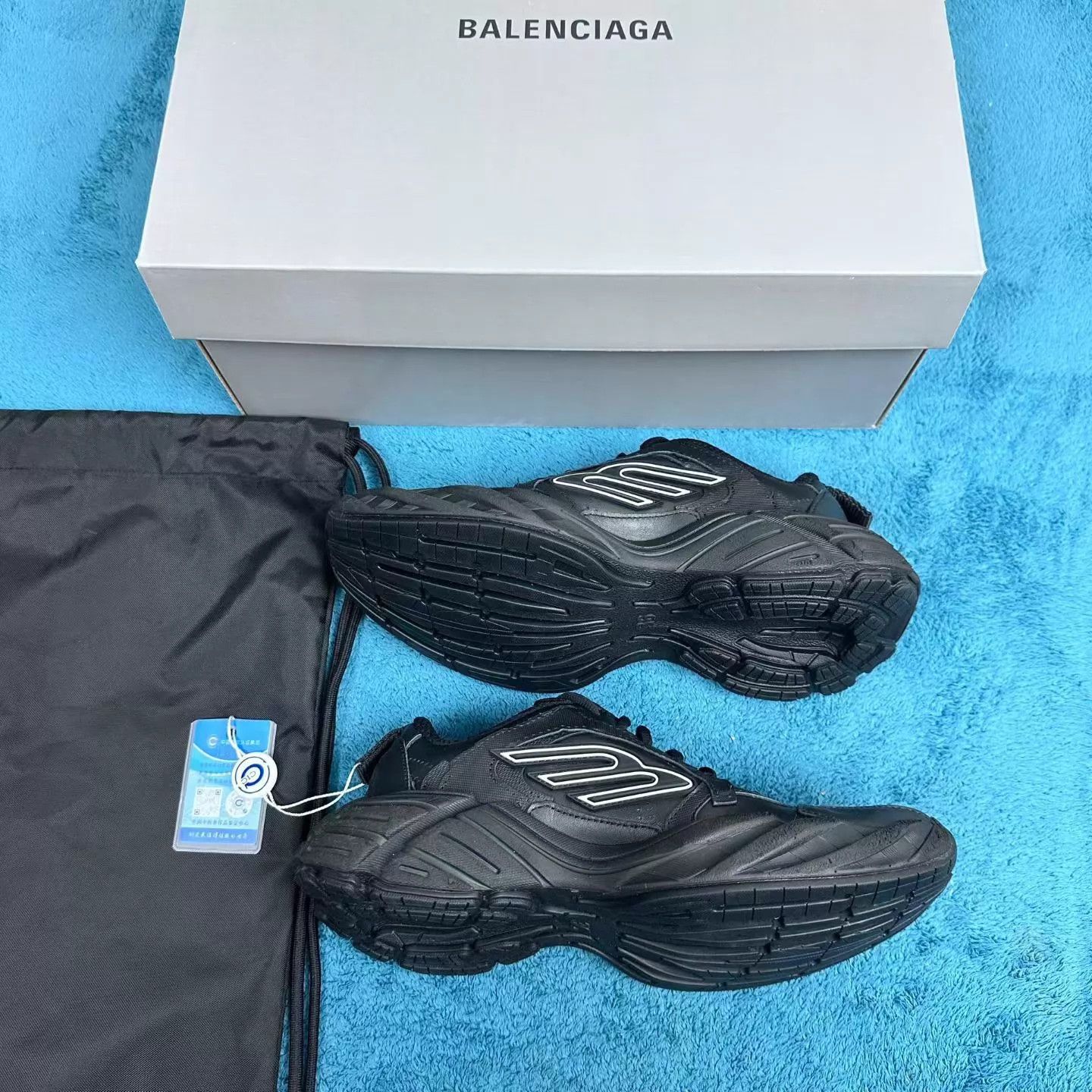 Balenciaga Balenciaga Monday Calfskin Low Top Dad Sneaker 36 Black Size US 5.5 / IT 35.5 - 3 Thumbnail