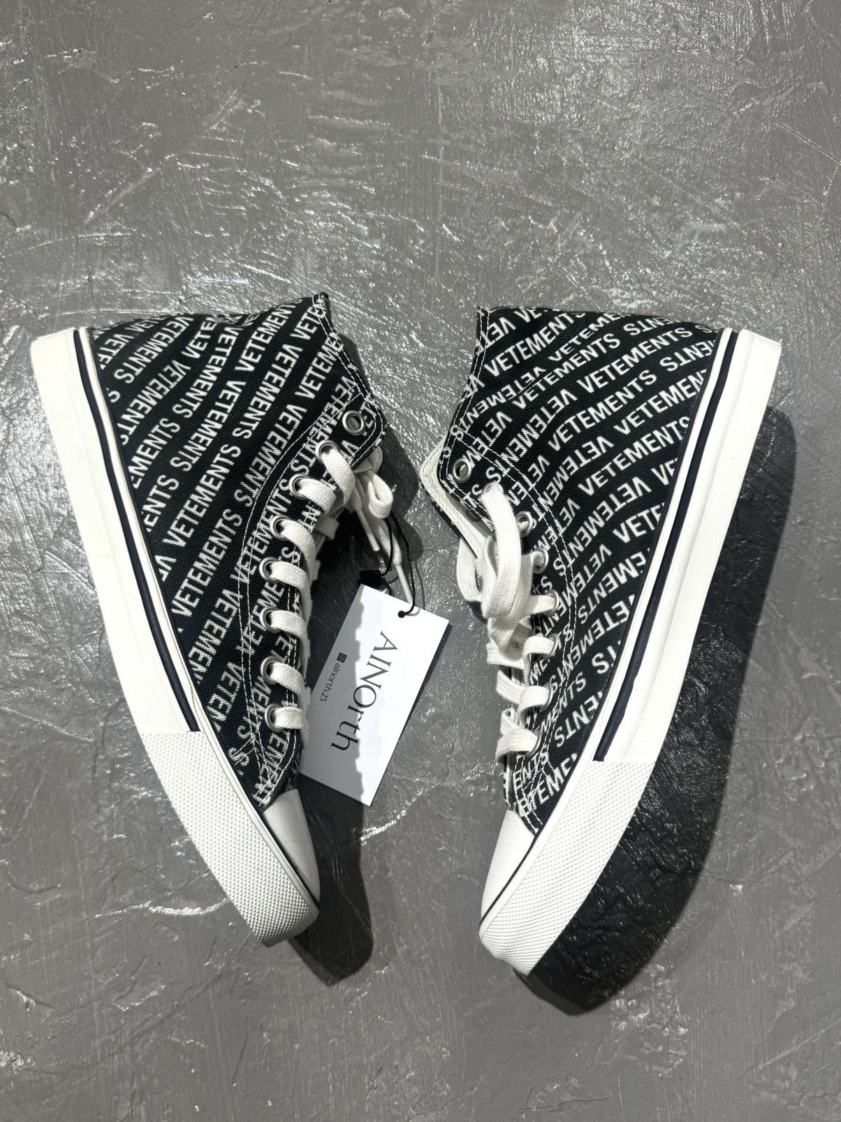 Men s Vetements High Top Sneakers Grailed
