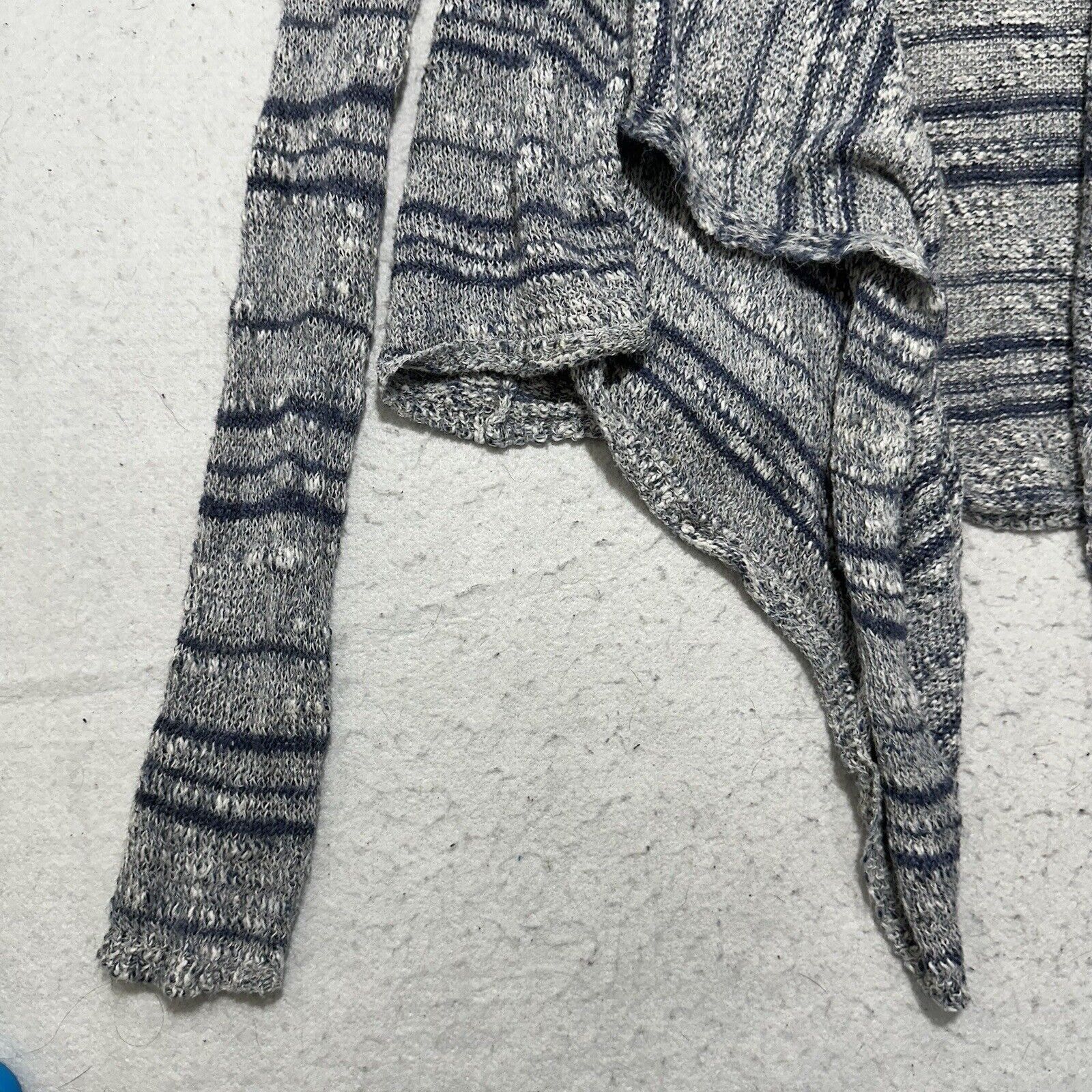 Hollister Hollister XS Waterfall Cardigan Gray Blue Striped Sweater Size XS / US 0-2 / IT 36-38 - 7 Thumbnail