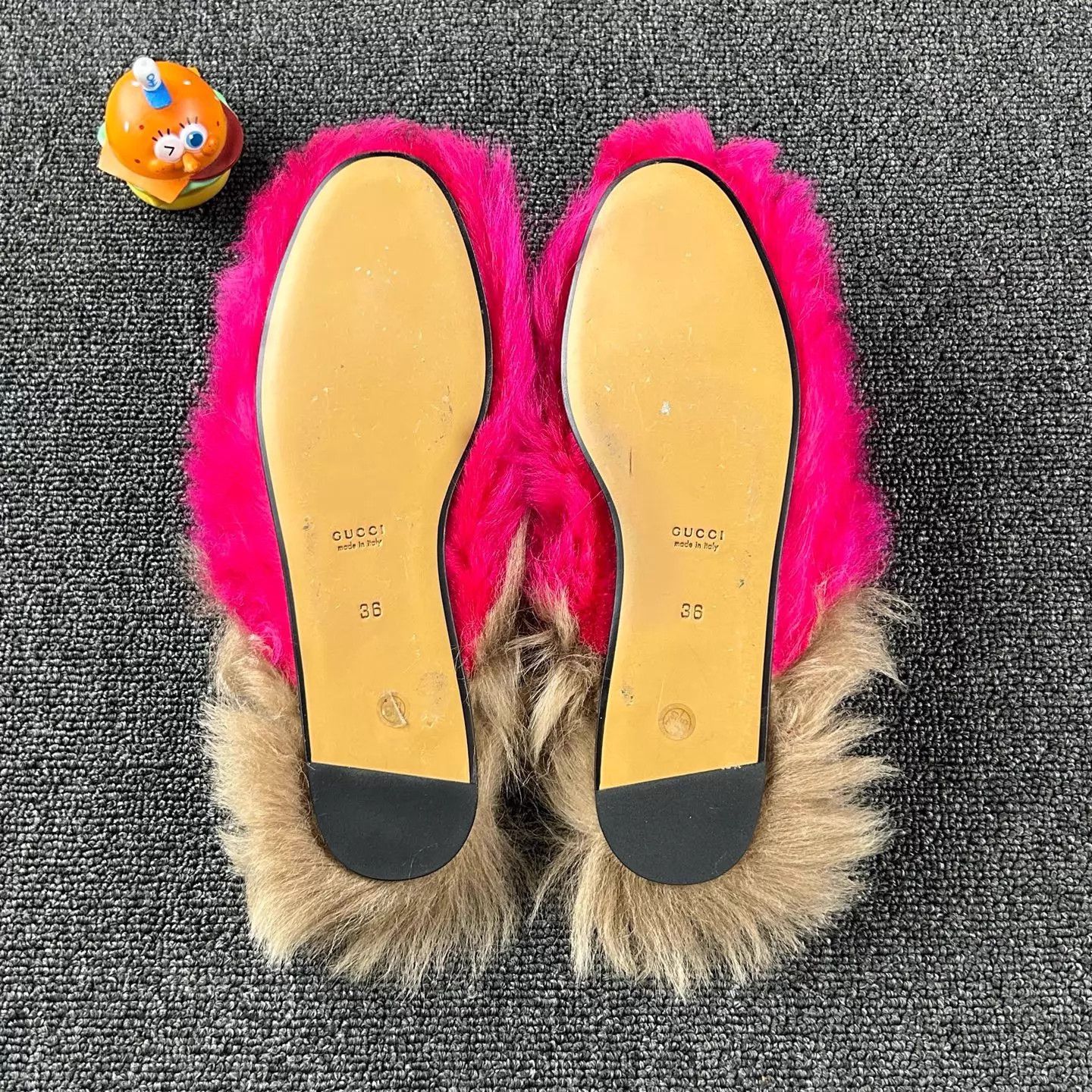 Gucci Gucci pink fur slippers EUR 36 Size US 5.5 / IT 35.5 - 6 Thumbnail