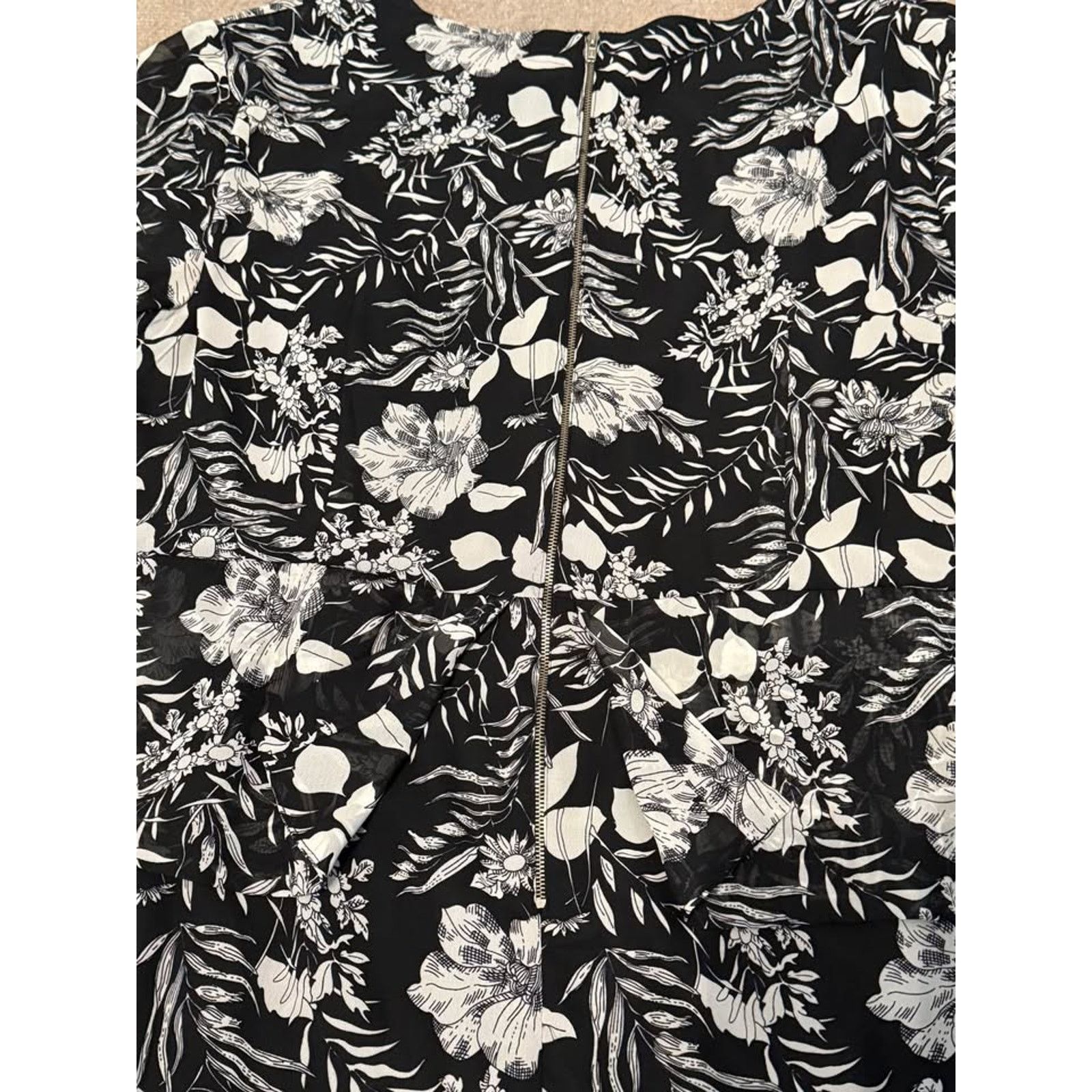 Other Cato Dress B/W Floral Sheer Overlay Sheath RuffleShortSleeve Size 4XL / US 24-26 - 8 Thumbnail