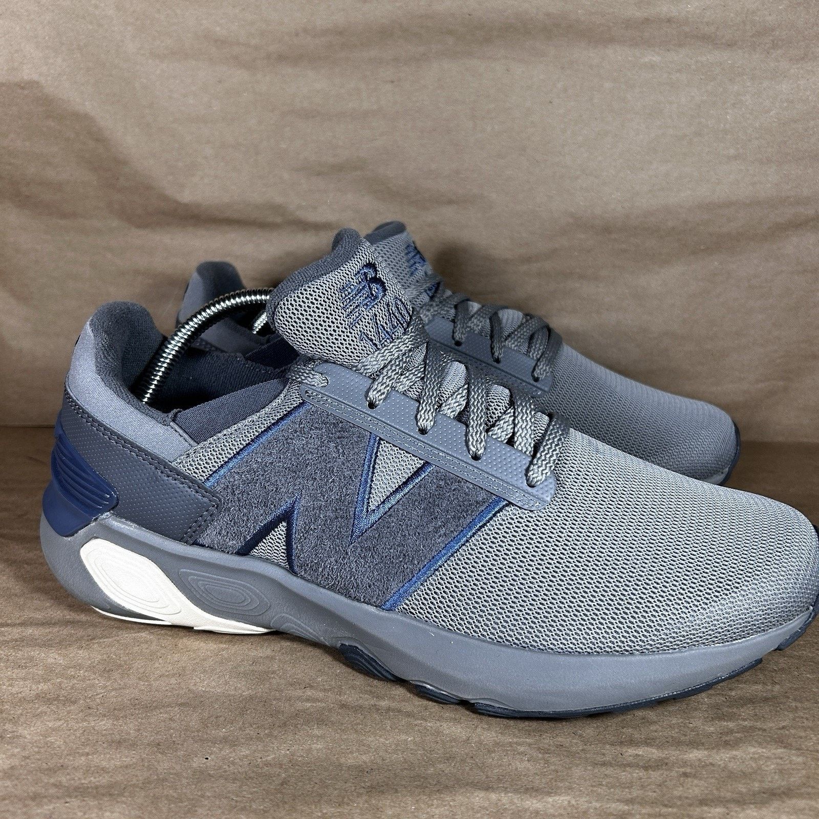 New Balance New Balance Fresh Foam 1440 Gray Running Shoe M1440AB1 Size US 11 / EU 44 - 2 Thumbnail