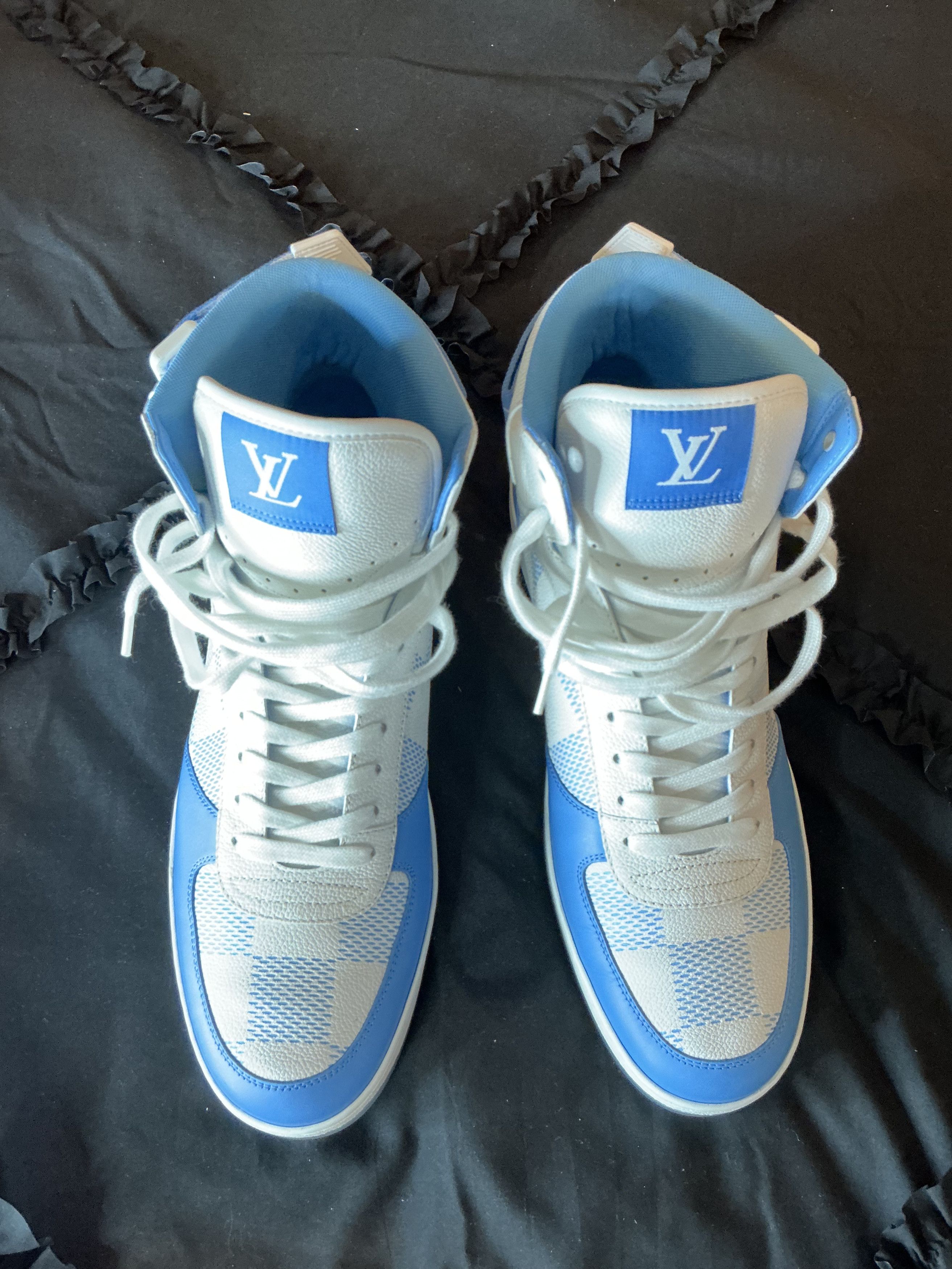 Louis Vuitton Louis Vuitton Run Away Sneaker Boot Size US 10 / EU 43 - 4 Thumbnail