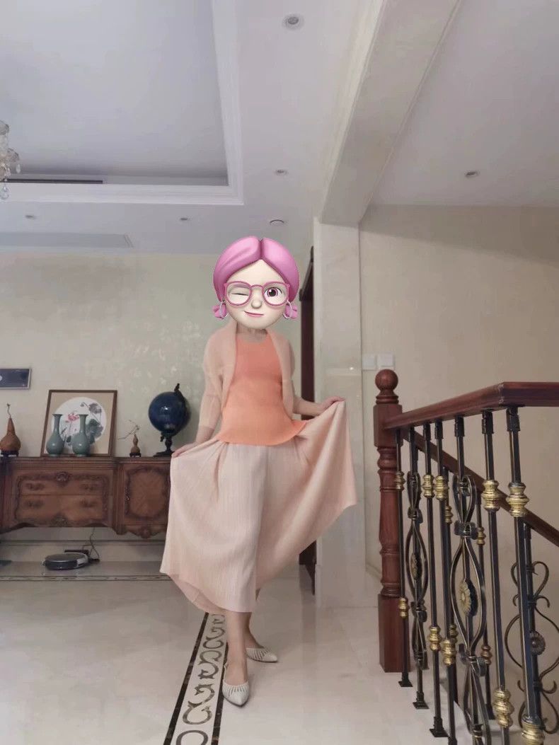 Issey Miyake Issey Miyake size:3 Pink pleated trousers Size 31" - 1 Thumbnail