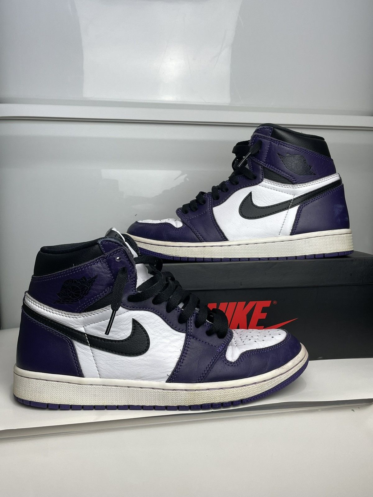 Nike Jordan 1 Court Purple 2.0 Size 8.5 Beat Nike OG Box/Laces Size US 8.5 / EU 41-42 - 1 Thumbnail