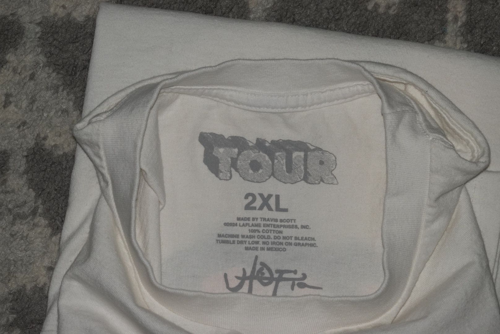 Nike × Travis Scott RARE TRAVIS SCOTT TEE SZ XXL Size US XXL / EU 58 / 5 - 3 Thumbnail