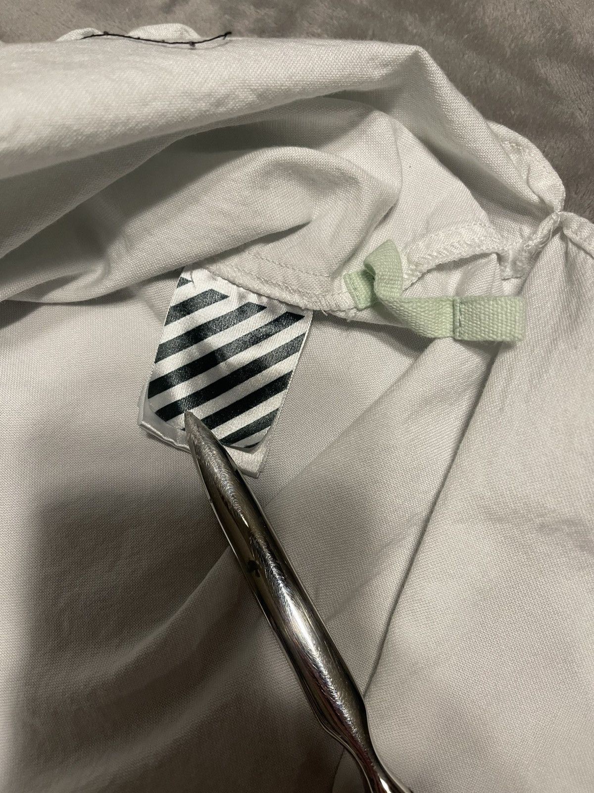 Off-White × Virgil Abloh OFF-WHITE C/O VIRGIL ABLOH RARE FIRE HAZARD TAPE SIZE LARGE Size US L / EU 52-54 / 3 - 8 Thumbnail
