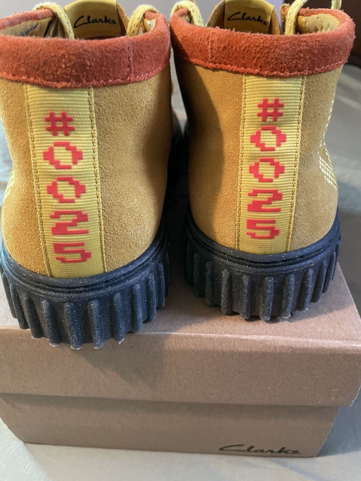 Clarks × Pokemon Clark’s x Pokemon Torhill Size US 11.5 / EU 44-45 - 6 Thumbnail