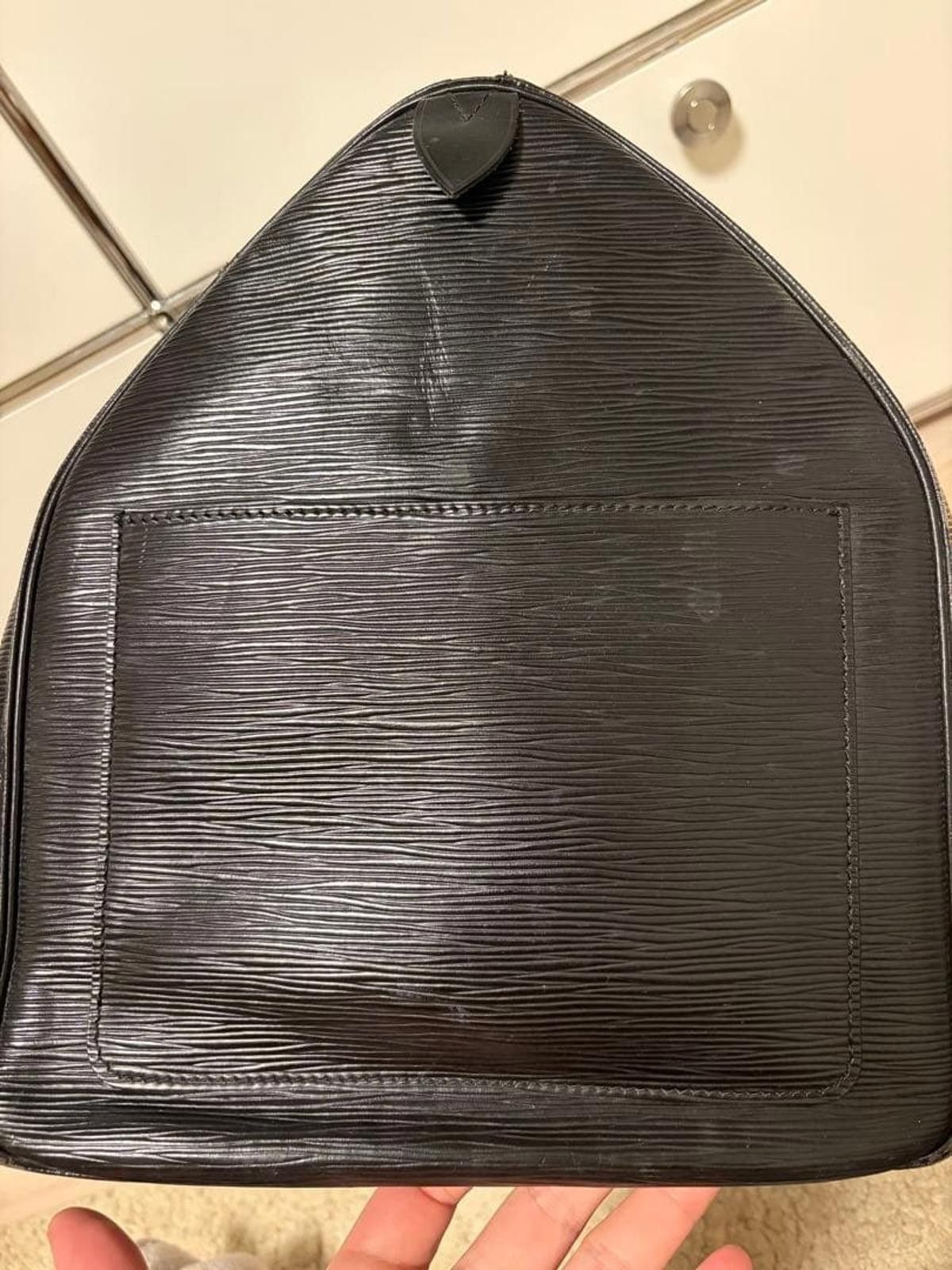 Louis Vuitton Louis Vuitton - Black Epi Leather Keepall 50 Travel Bag Size ONE SIZE - 6 Thumbnail